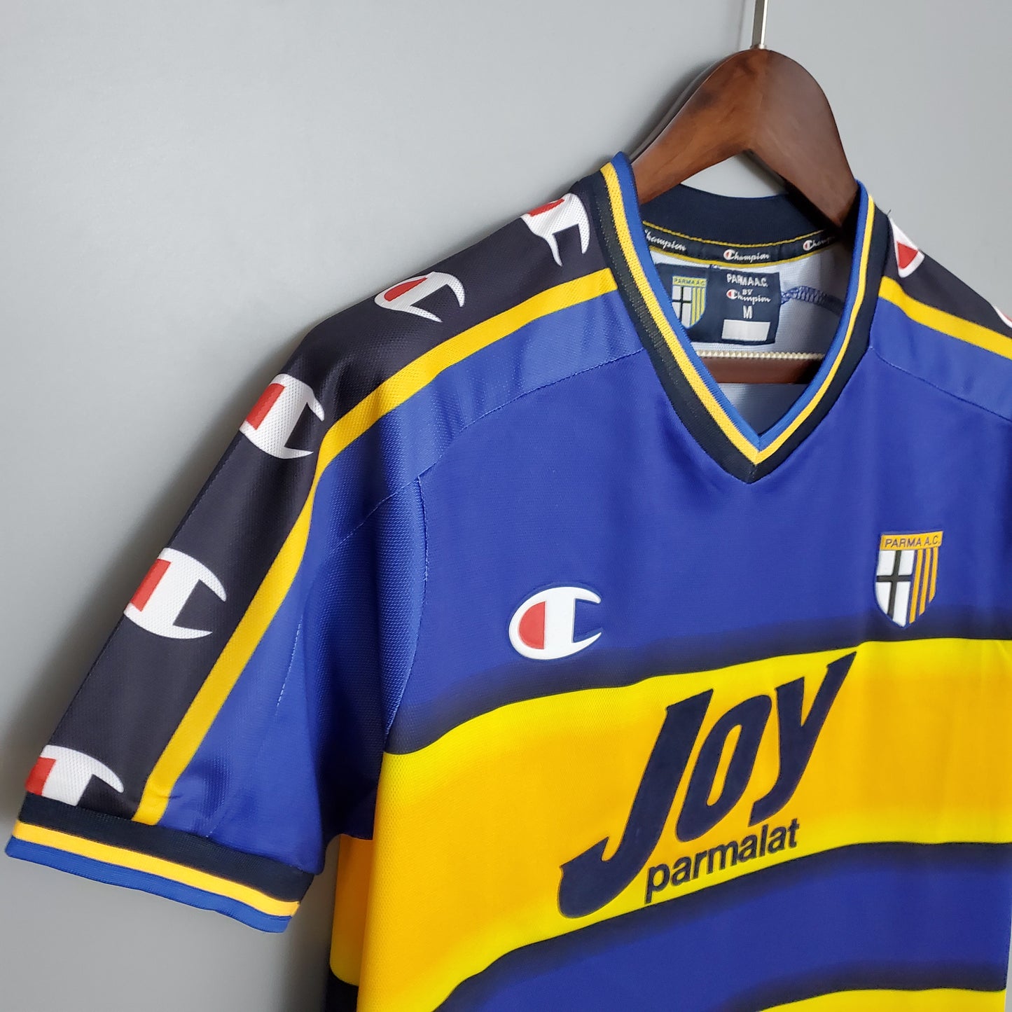 Retro Parma 2001/02 Home Kit