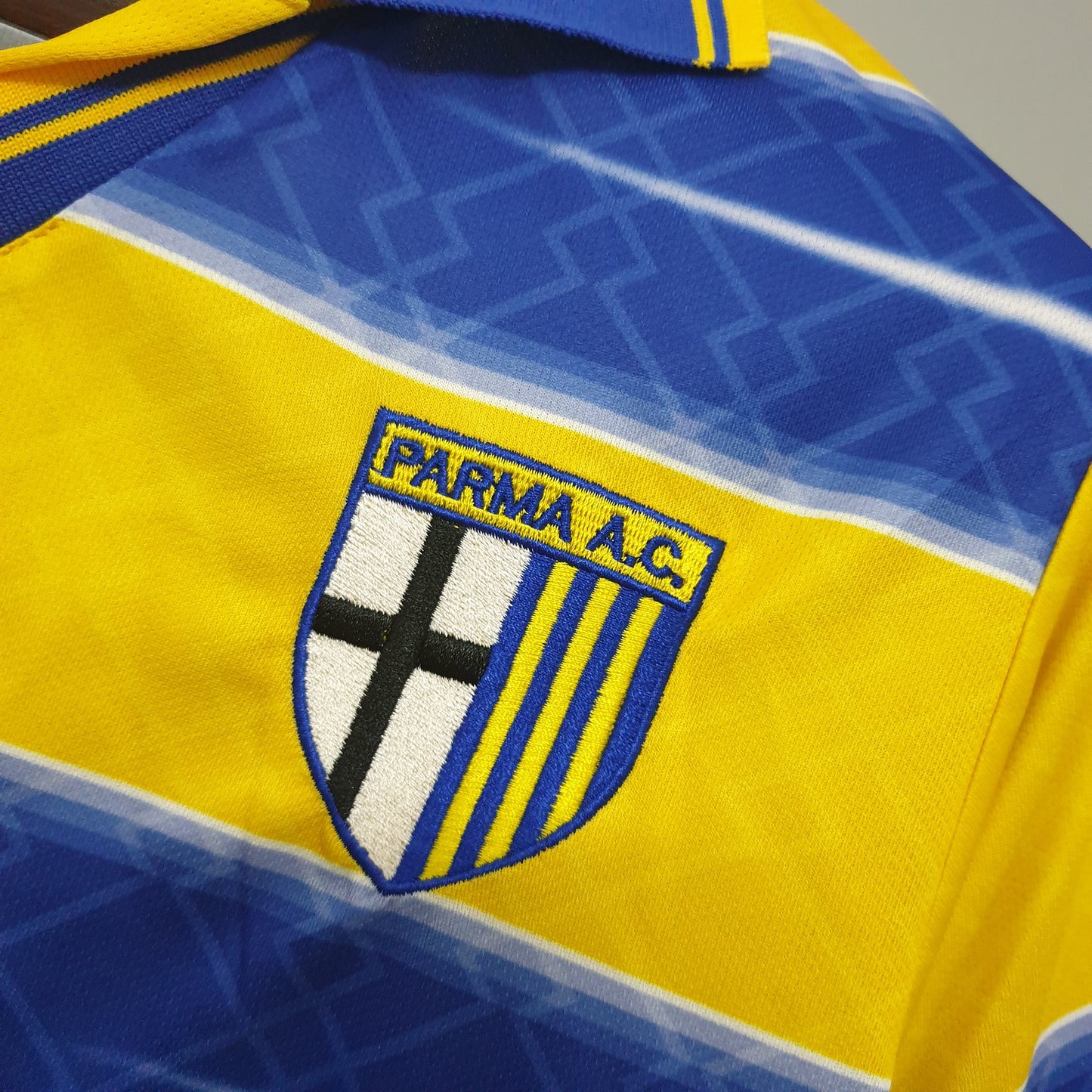 Retro Parma 98-99 Home Kit
