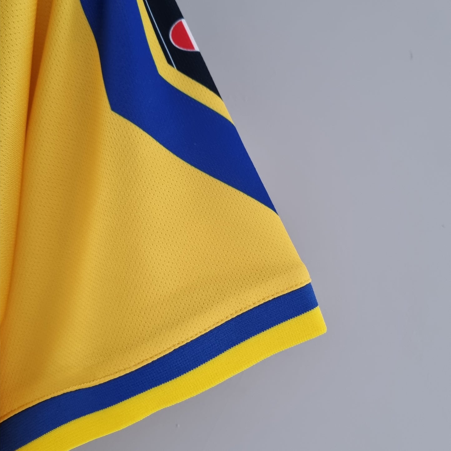 Retro Parma 99-00 Home Kit