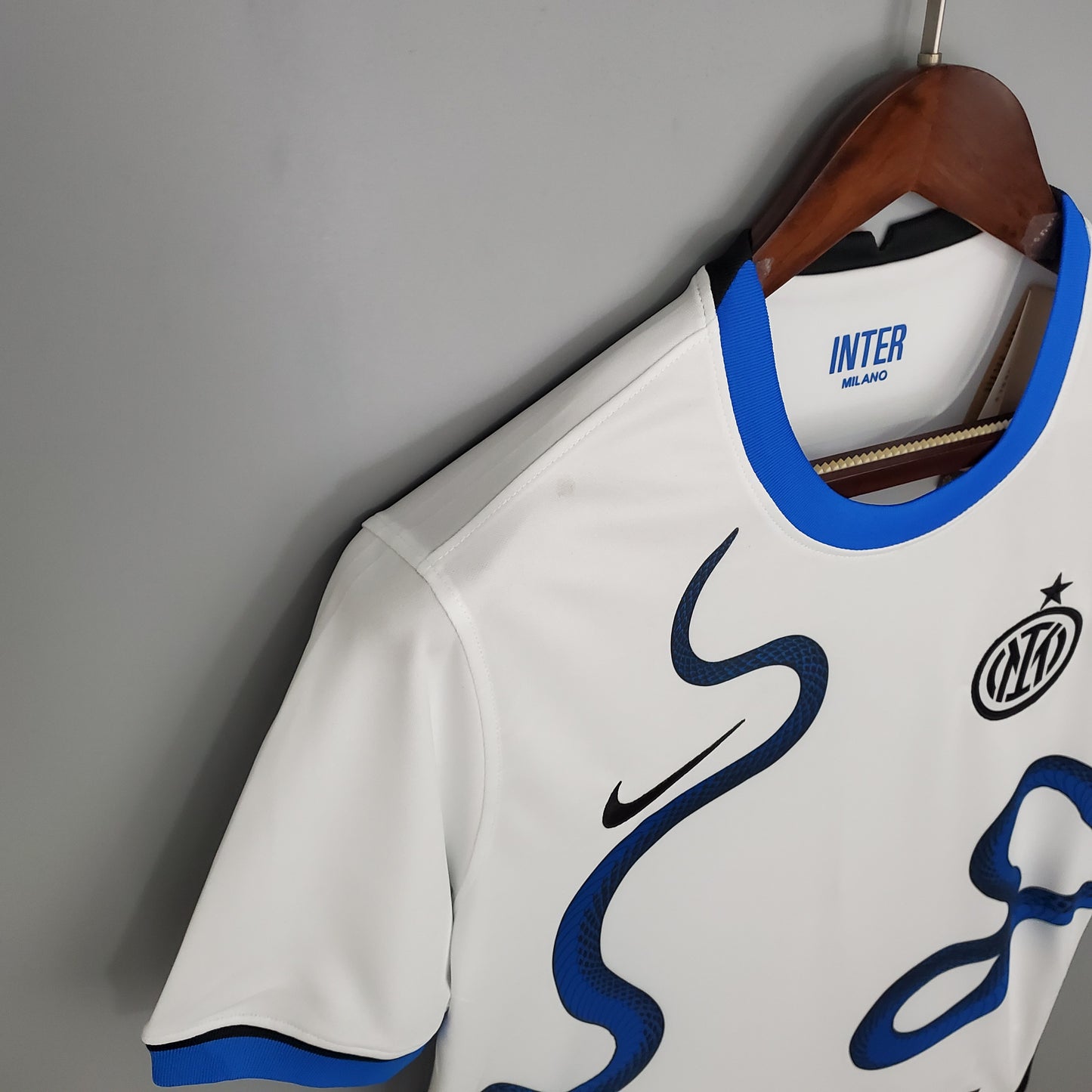 Retro Inter Milan 2021/2022 Away Kit