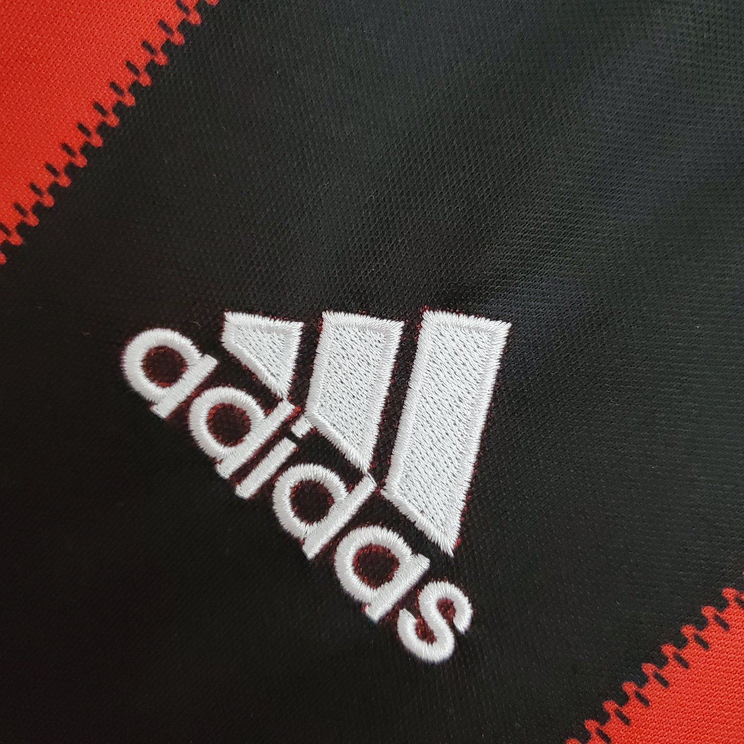 Retro AC Milan 2010-11 Home Kit
