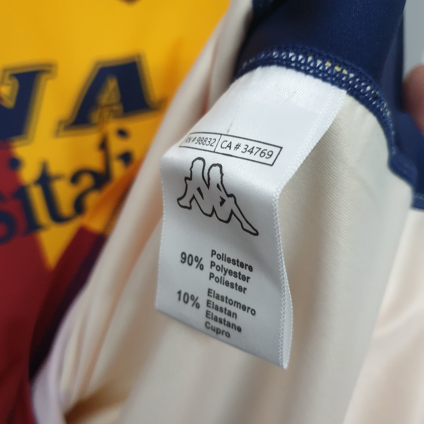 Retro Roma 2001-2002 Home Kit