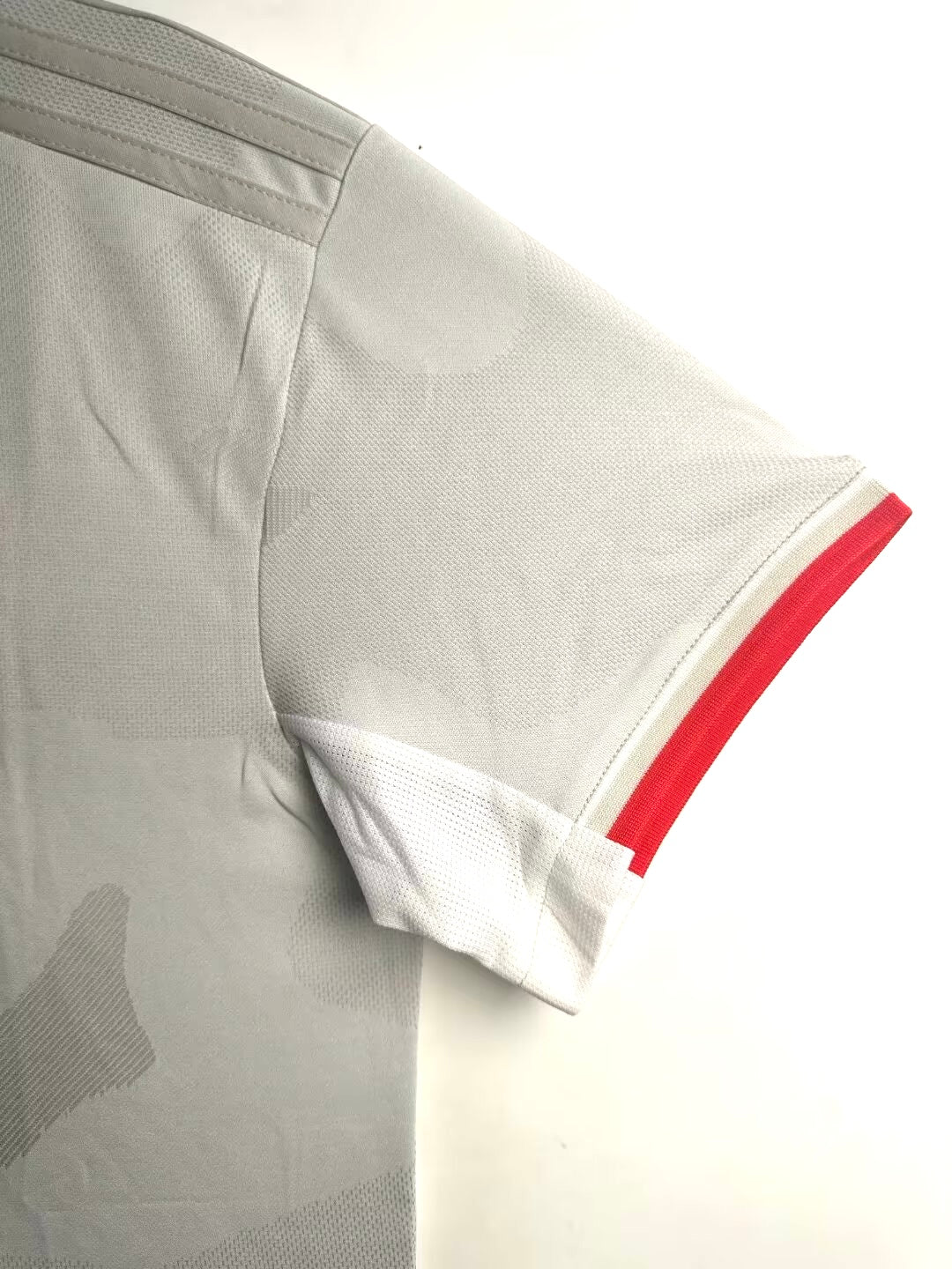 Retro Juventus 2019/20 Away Kit