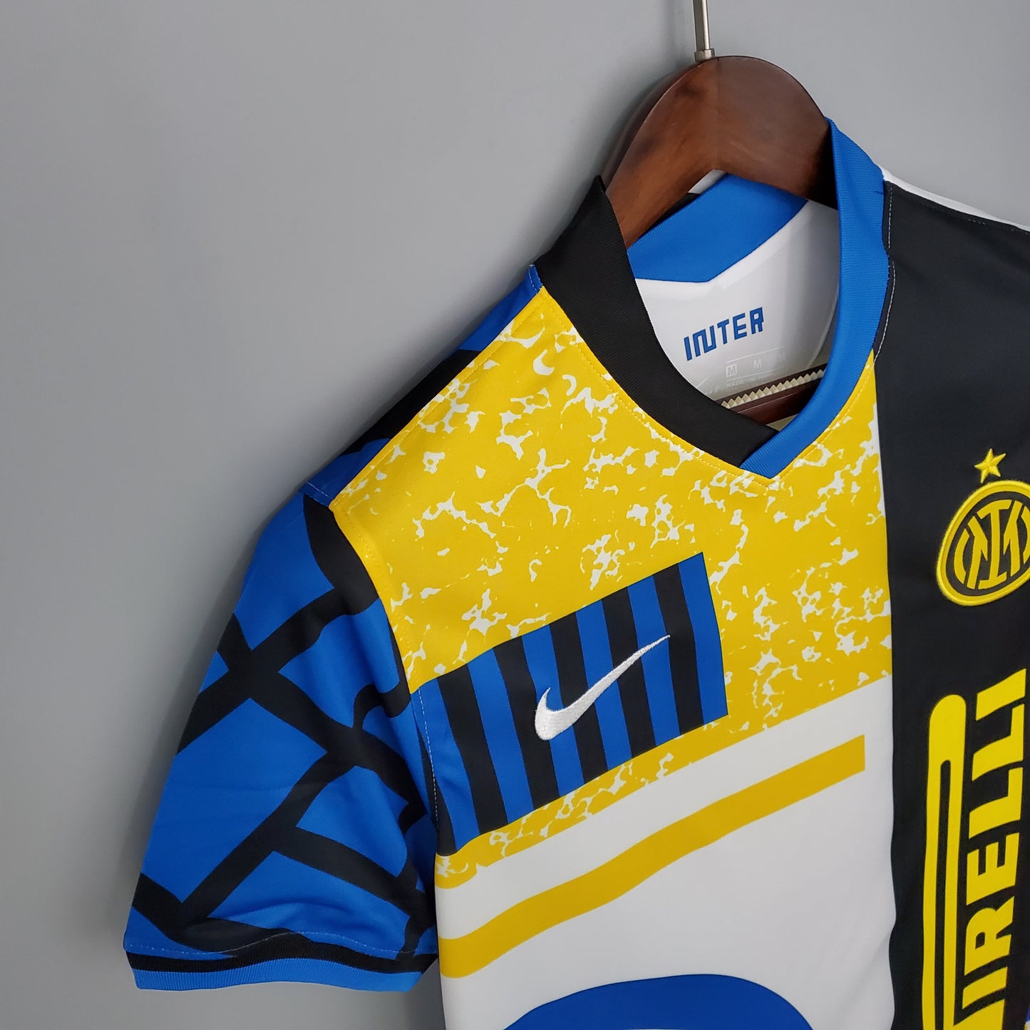 Retro Inter Milan 2020/2021 Fourth Kit