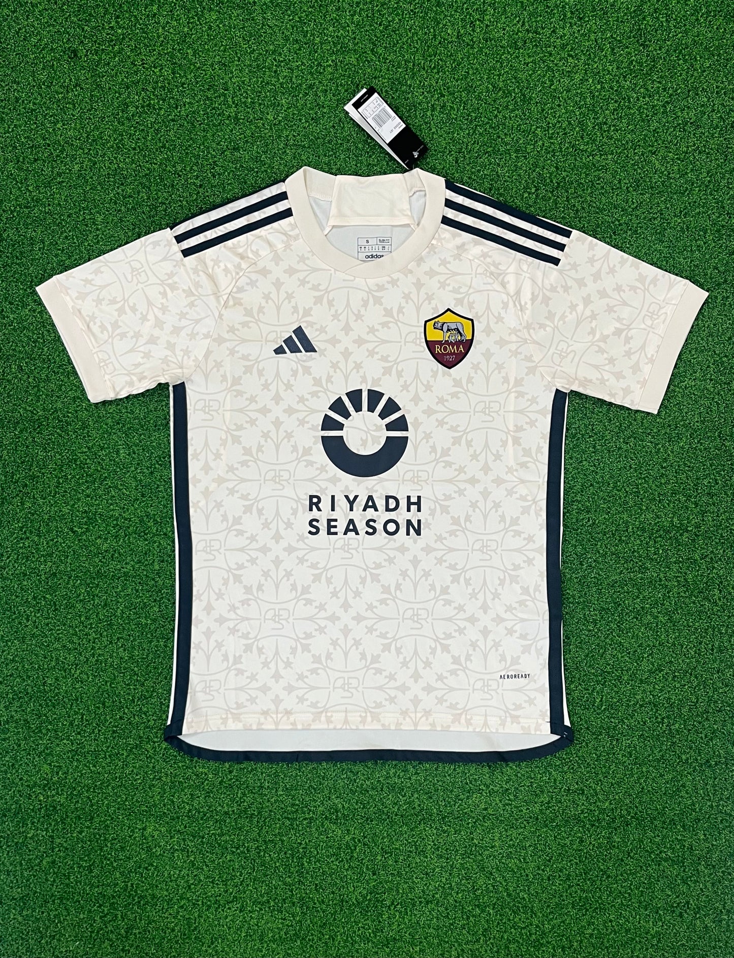 Roma 23-24 Away Kit