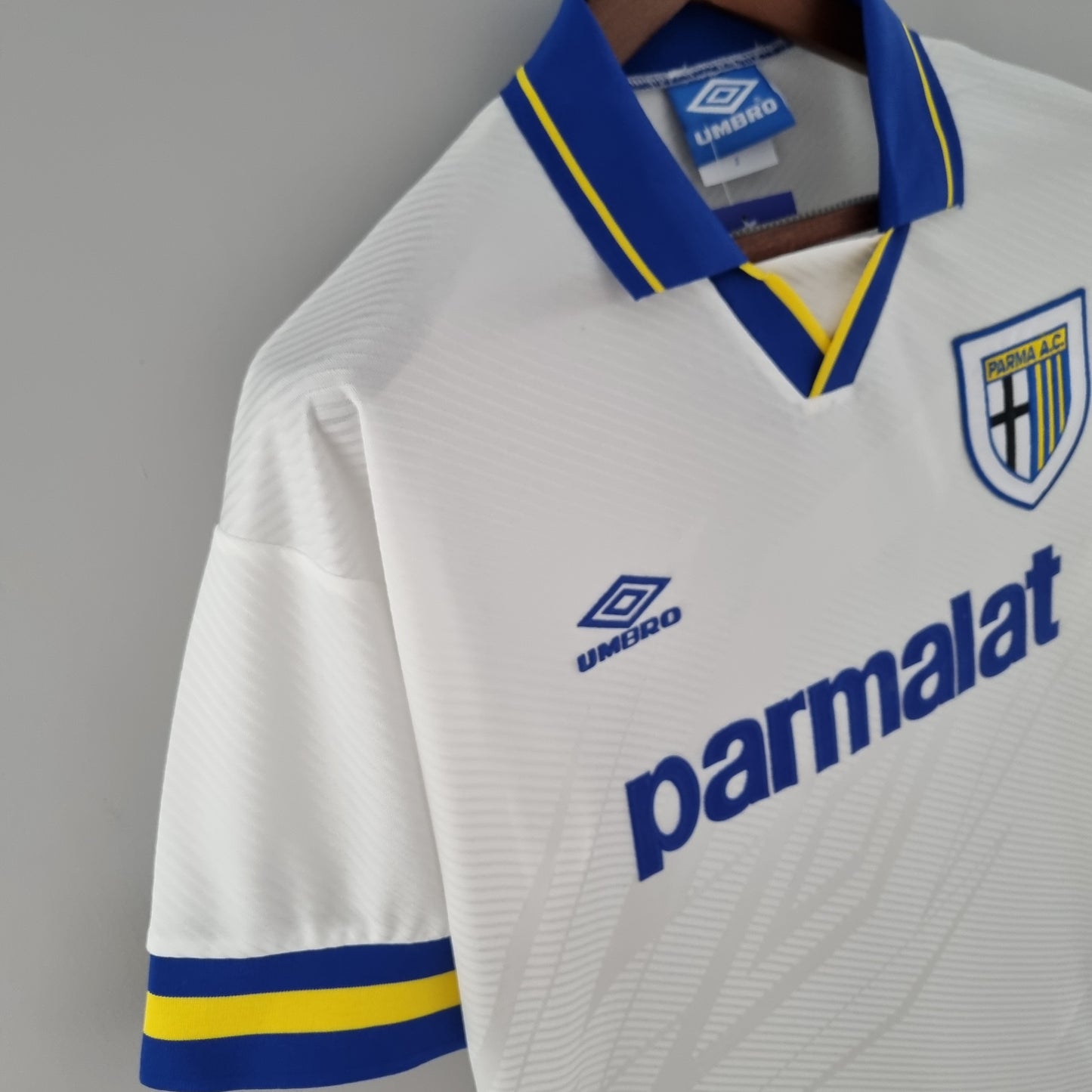 Retro Parma 1993/95 Home Kit