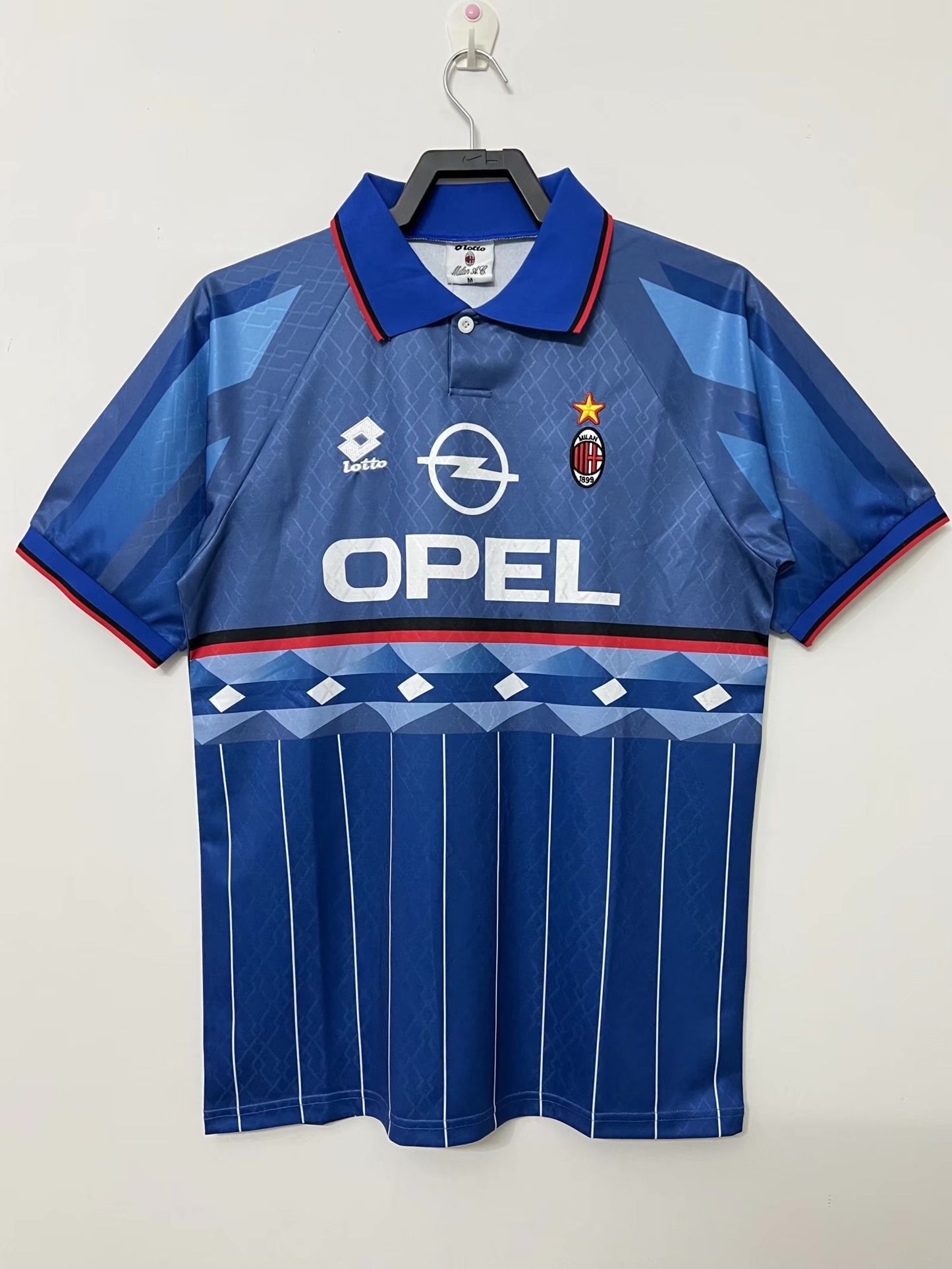 Retro AC Milan 1995-96 Fourth Kit