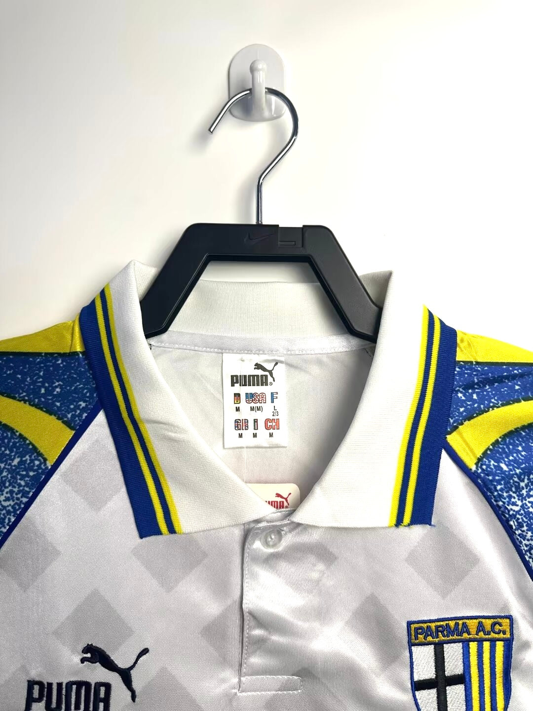 Retro Parma 95/96 Home Kit