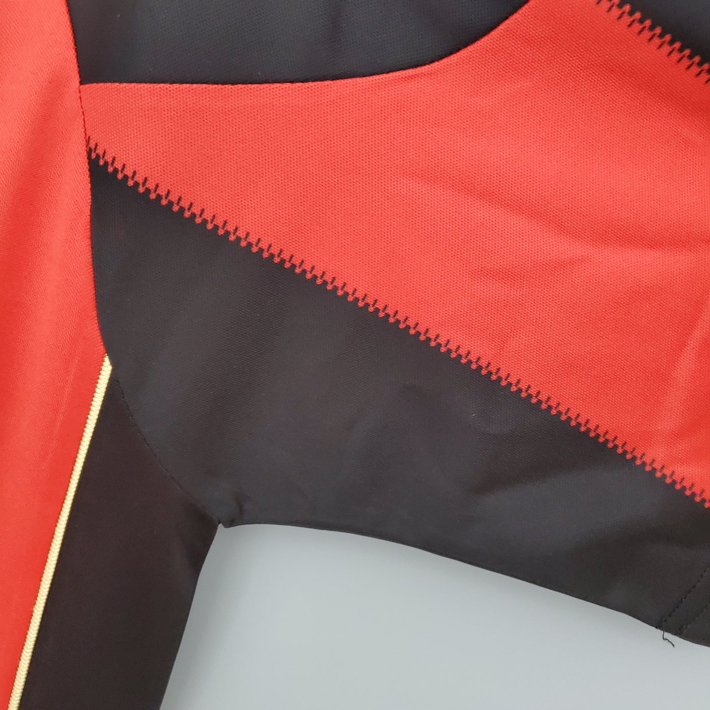 Retro AC Milan 2010-11 Home Kit