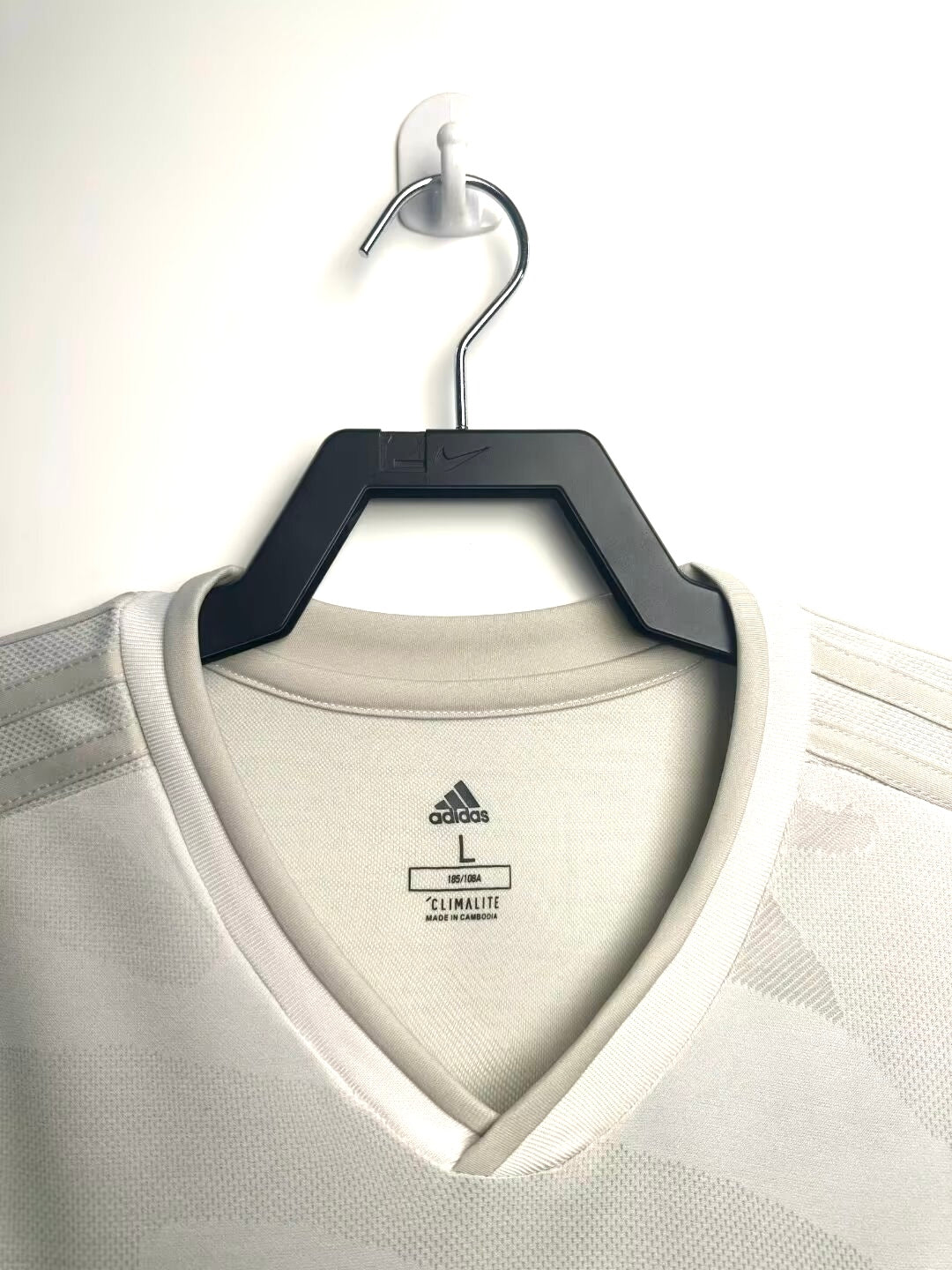 Retro Juventus 2019/20 Away Kit