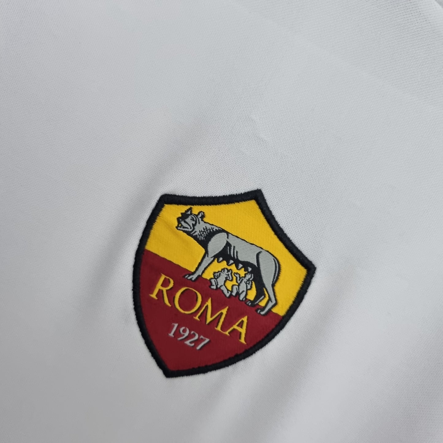 Retro Roma 21/22 Away Kit