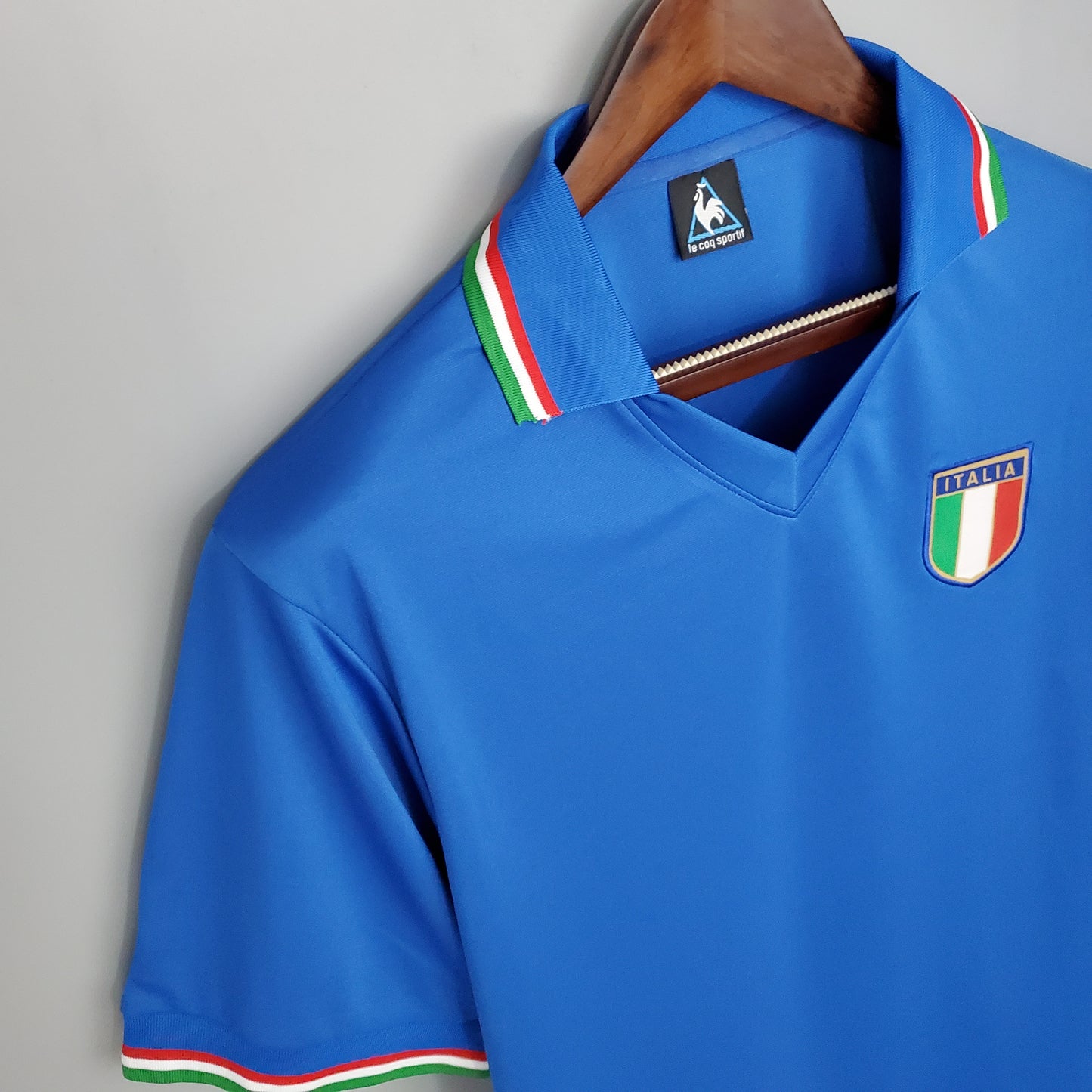 Retro Italy 1982 Home Kit