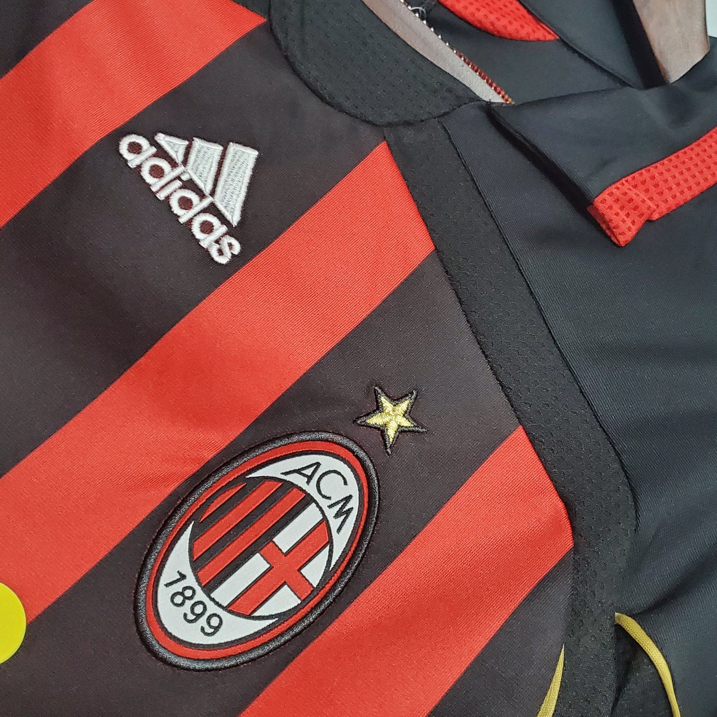 Retro AC Milan 2006-07 Home Kit