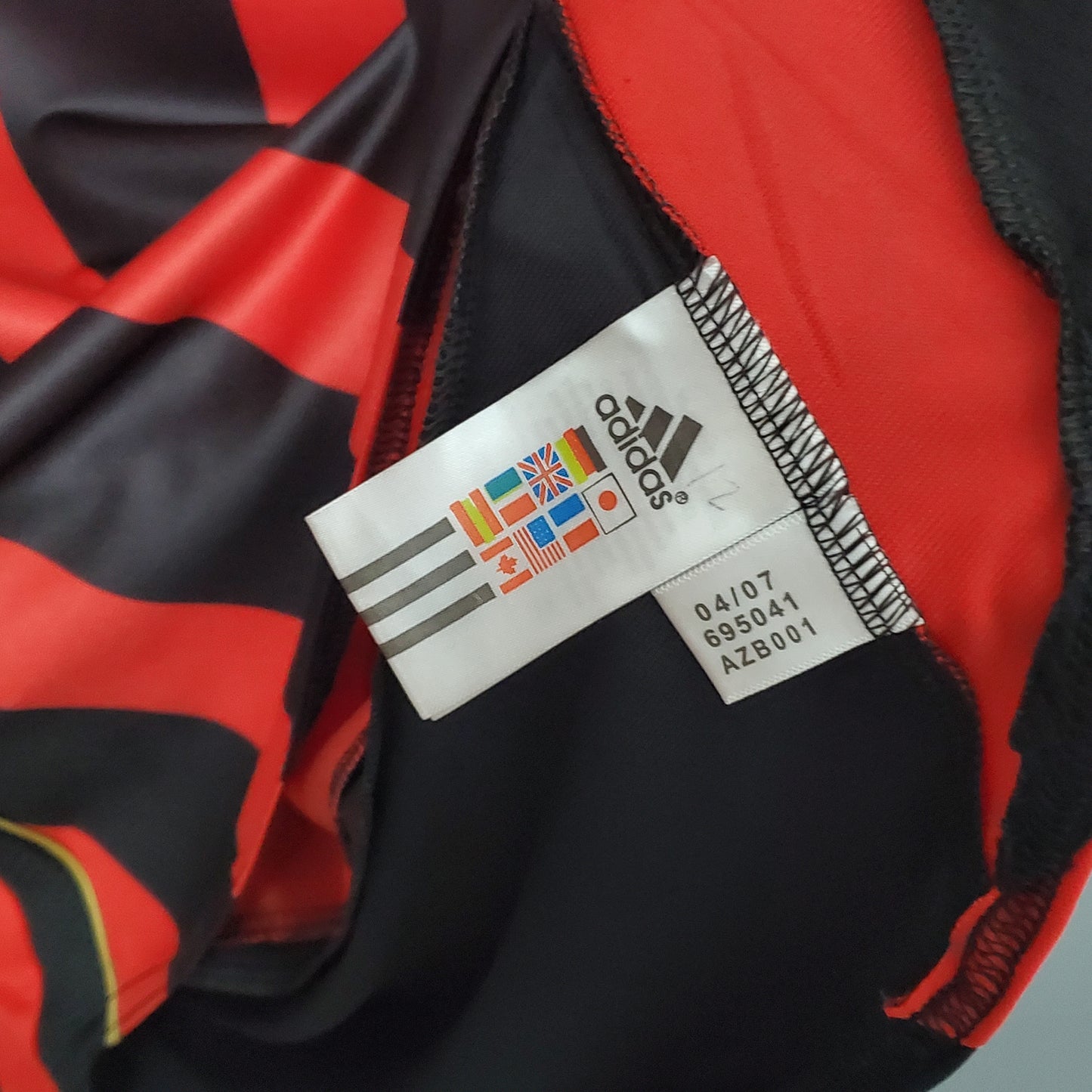 Retro AC Milan 2006-07 Home Kit