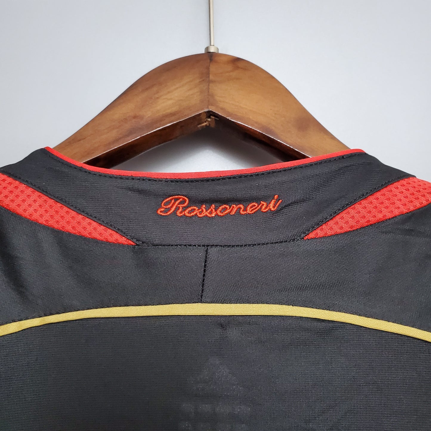 Retro AC Milan 2006-07 Third Kit