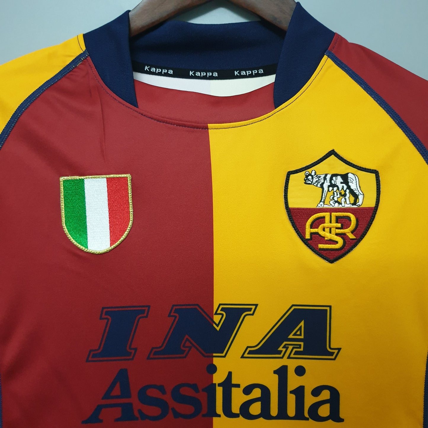 Retro Roma 2001-2002 Home Kit