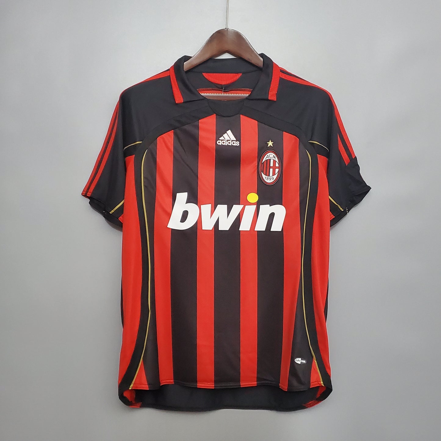Retro AC Milan 2006-07 Home Kit