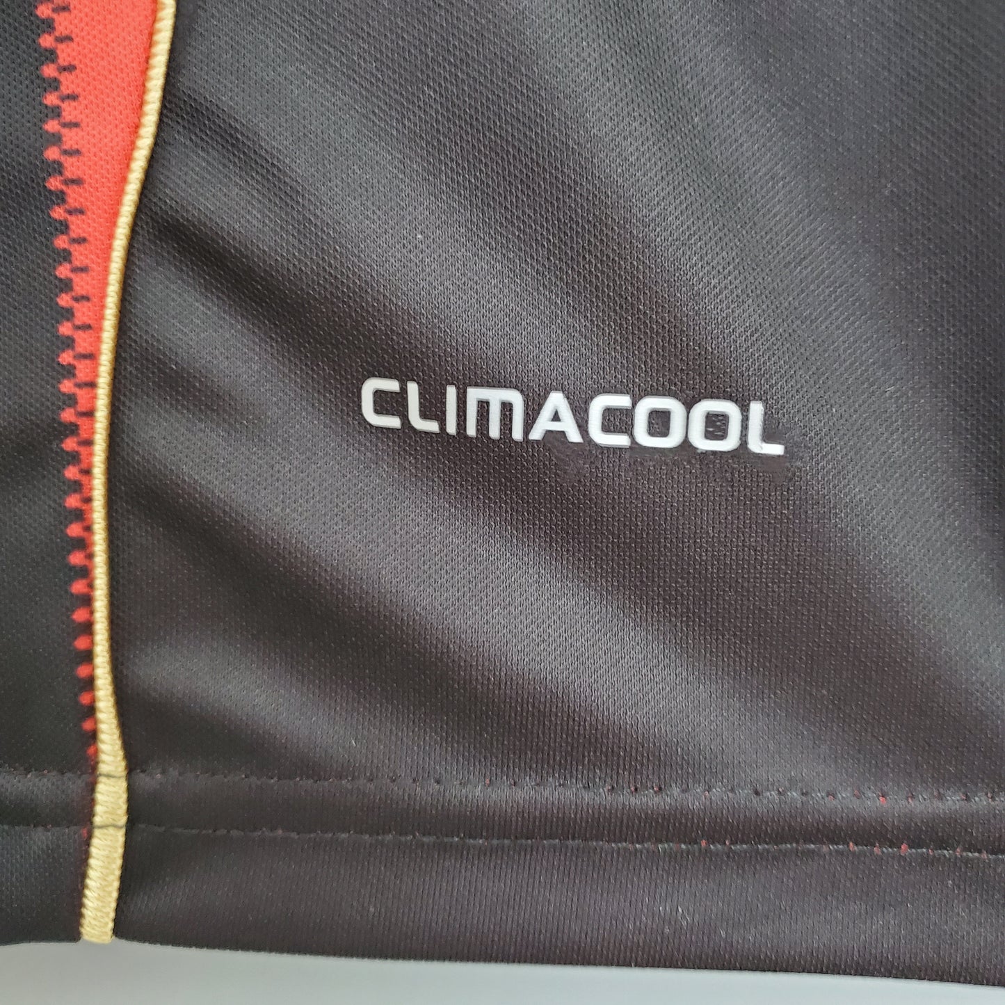 Retro AC Milan 2010-11 Home Kit