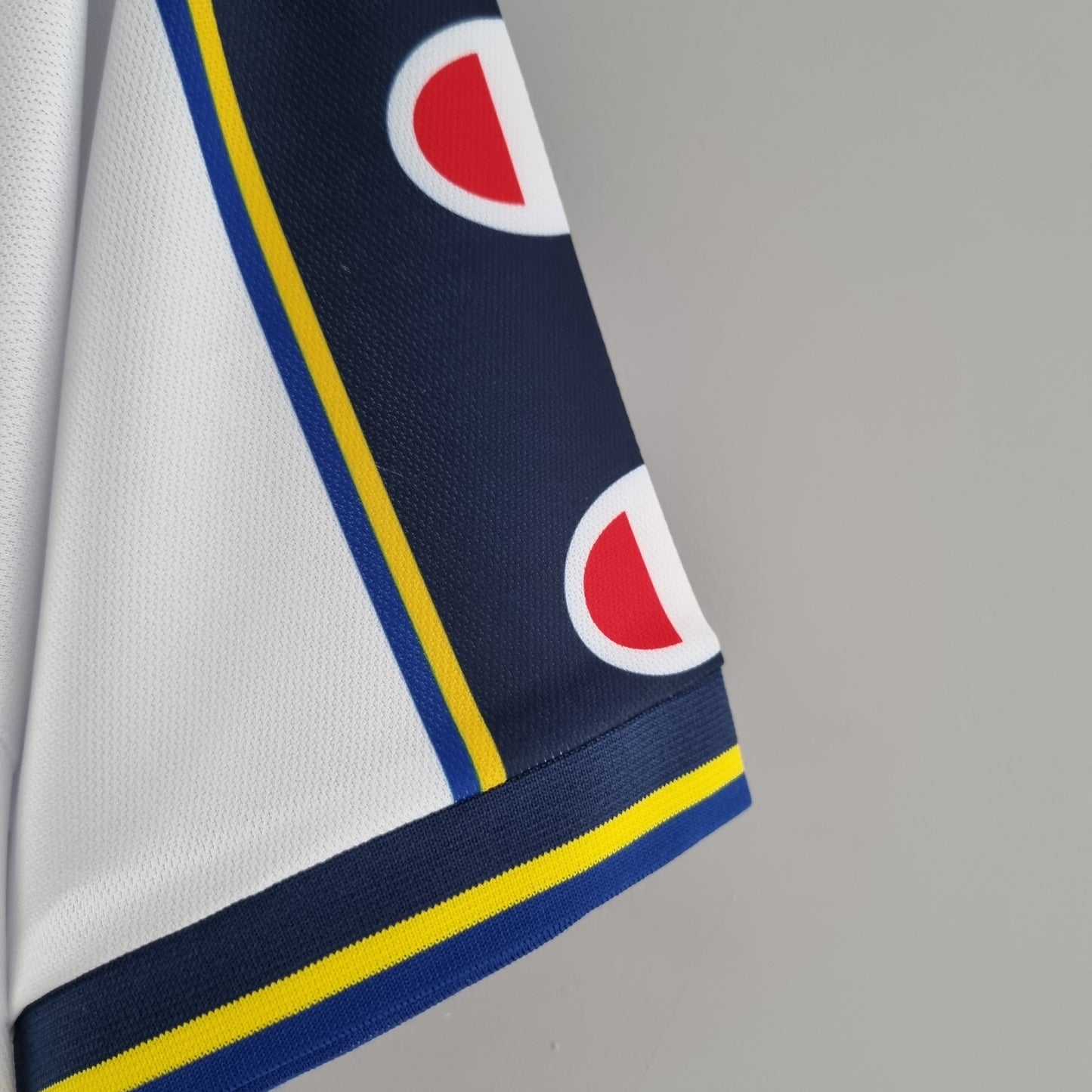 Retro Parma 2001-02 Away Kit