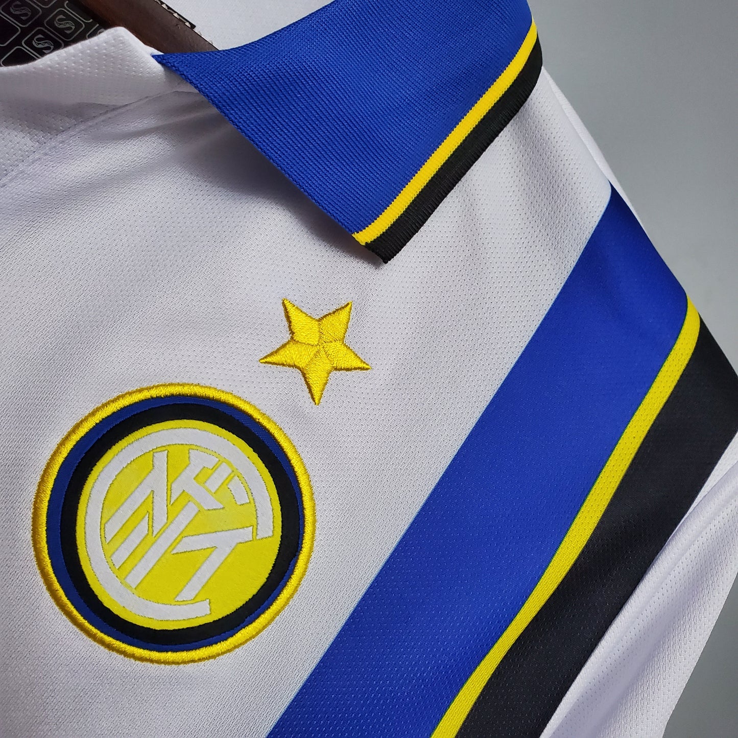 Retro Inter Milan 97/98 Away Kit