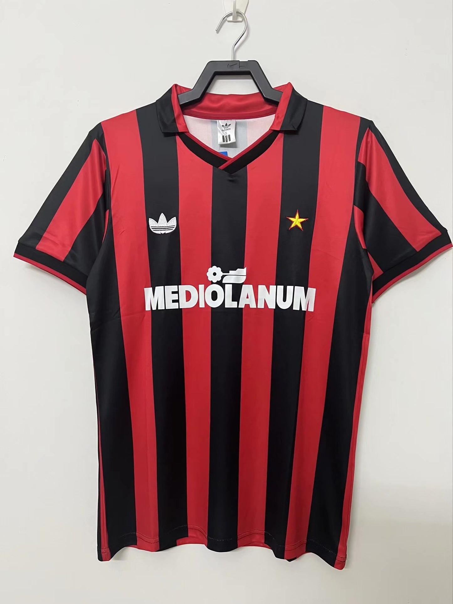 Retro AC Milan 1991-92 Home Kit