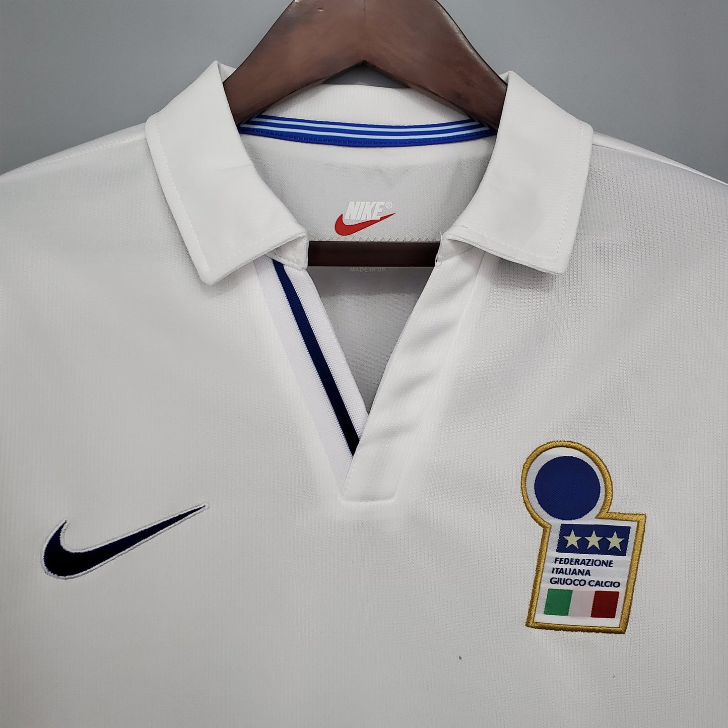 Retro Italy 1998 Away Kit