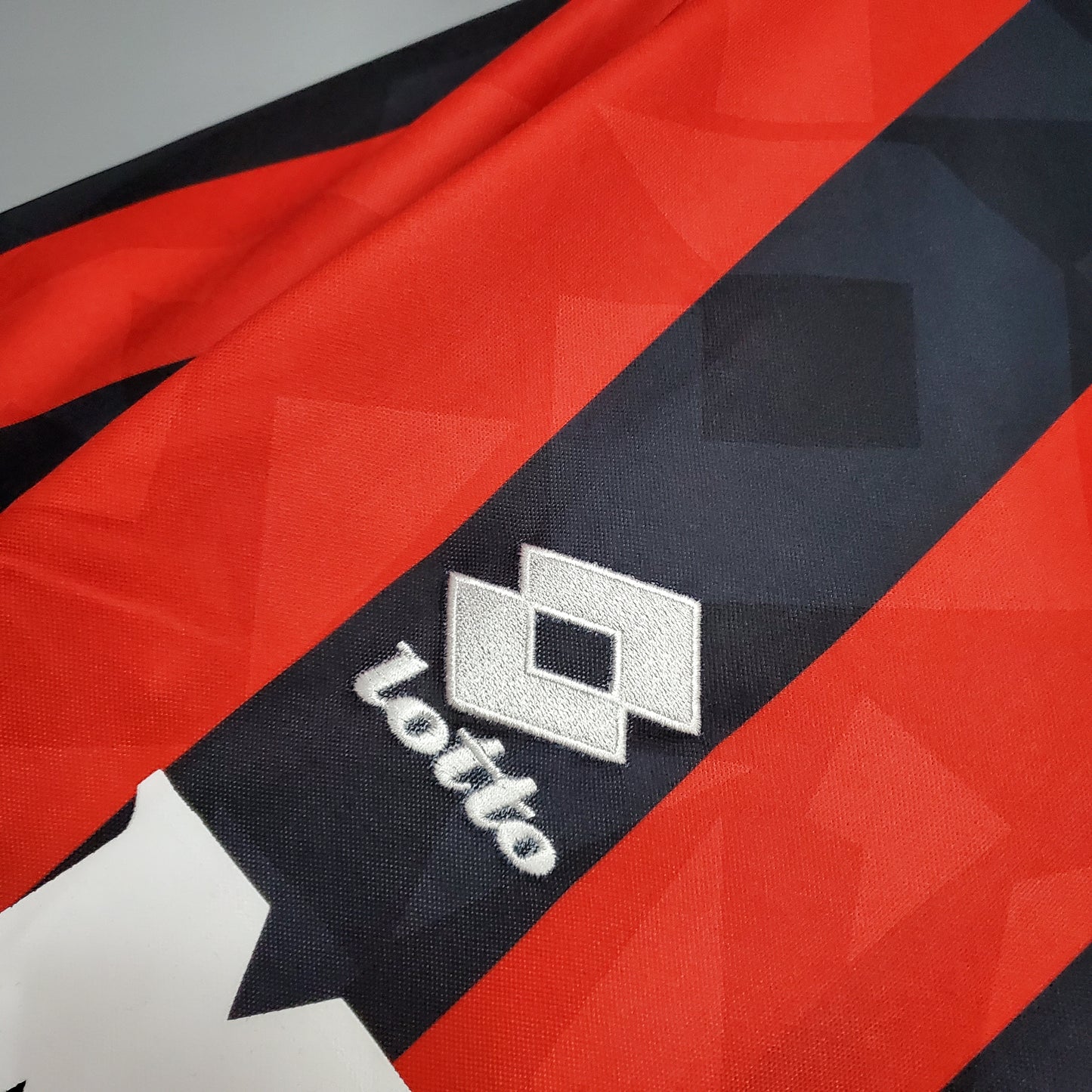 Retro AC Milan 1993-94 Home Kit