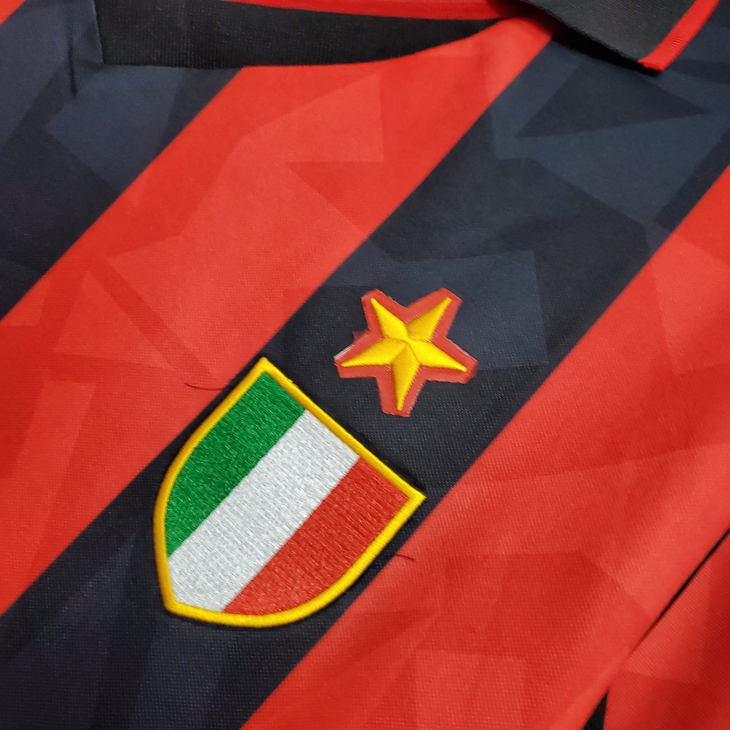 Retro AC Milan 1993-94 Home Kit