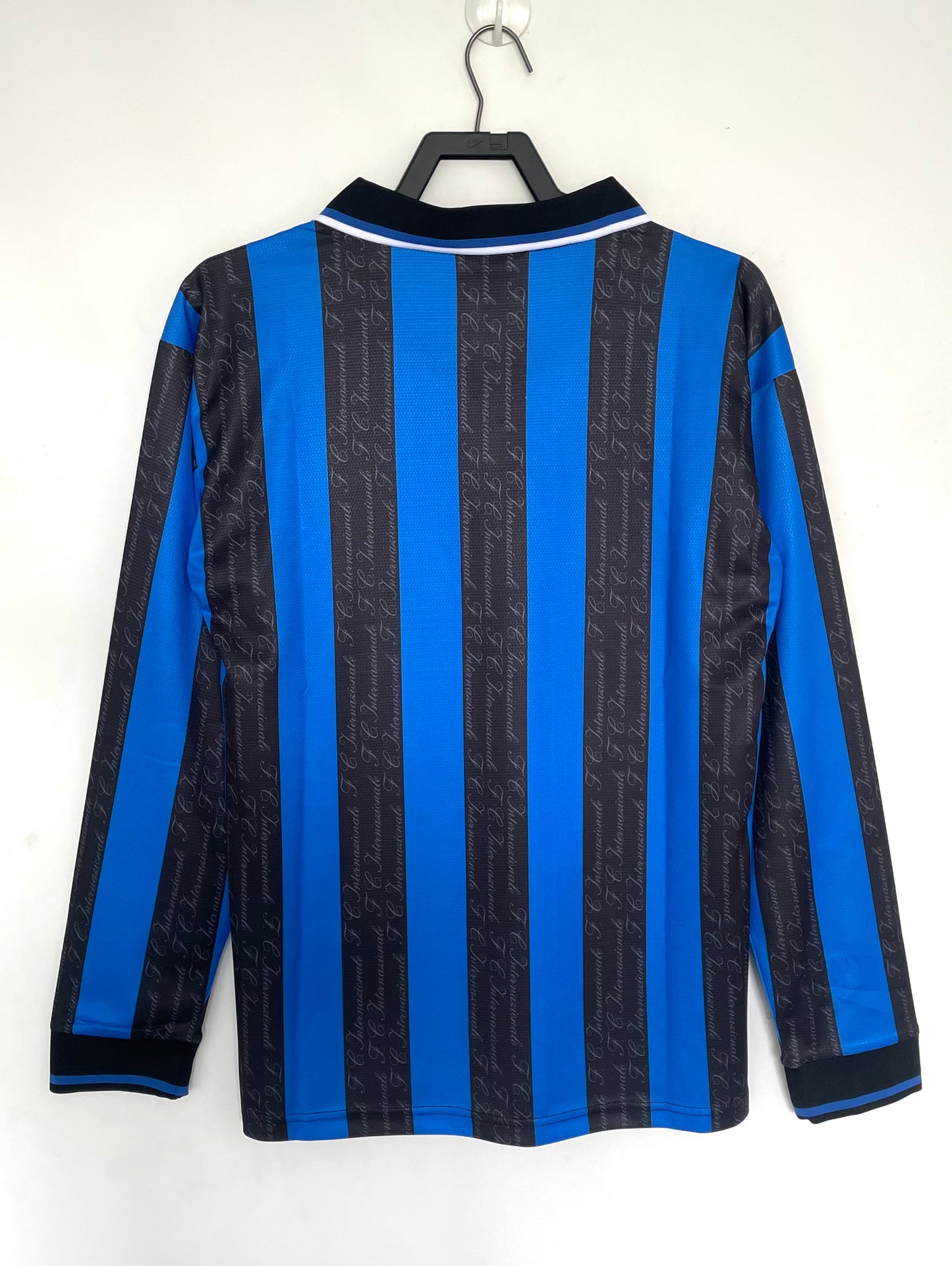 Long Sleeved Retro Inter Milan 97/98 Home Kit