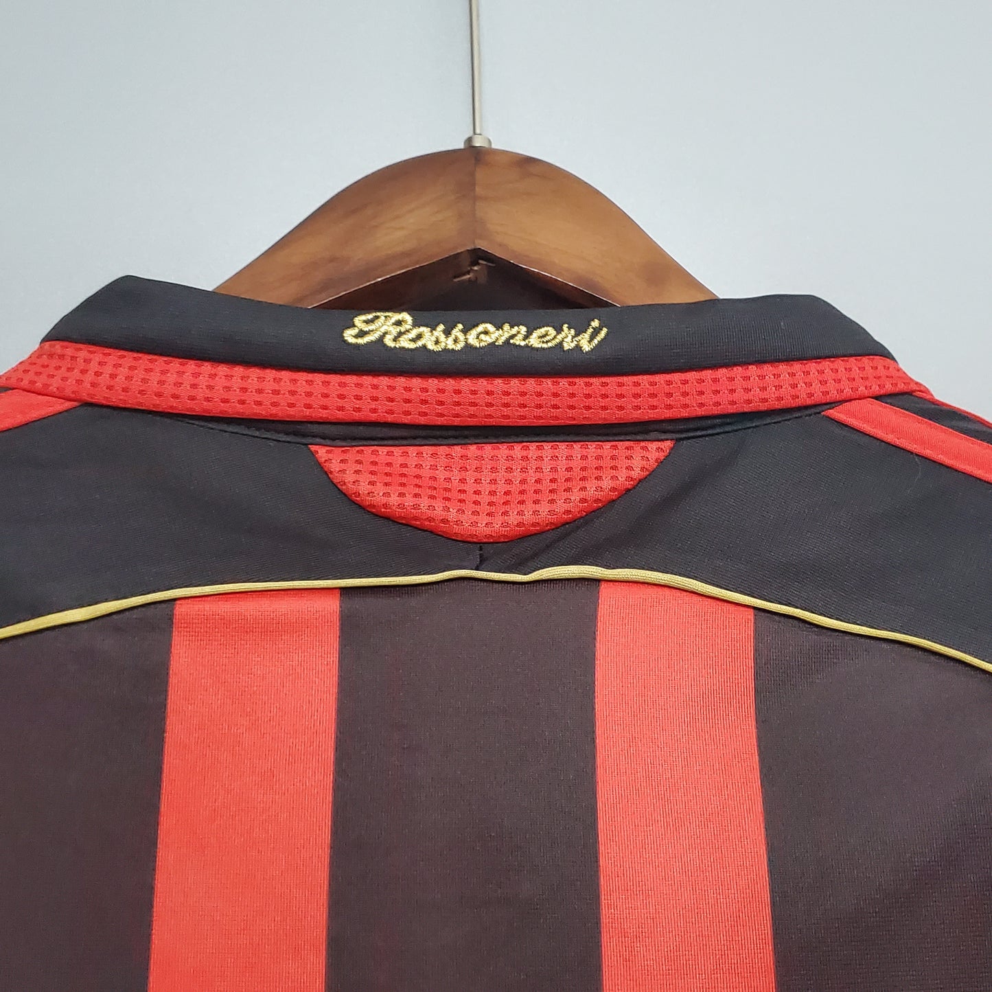 Retro AC Milan 2006-07 Home Kit