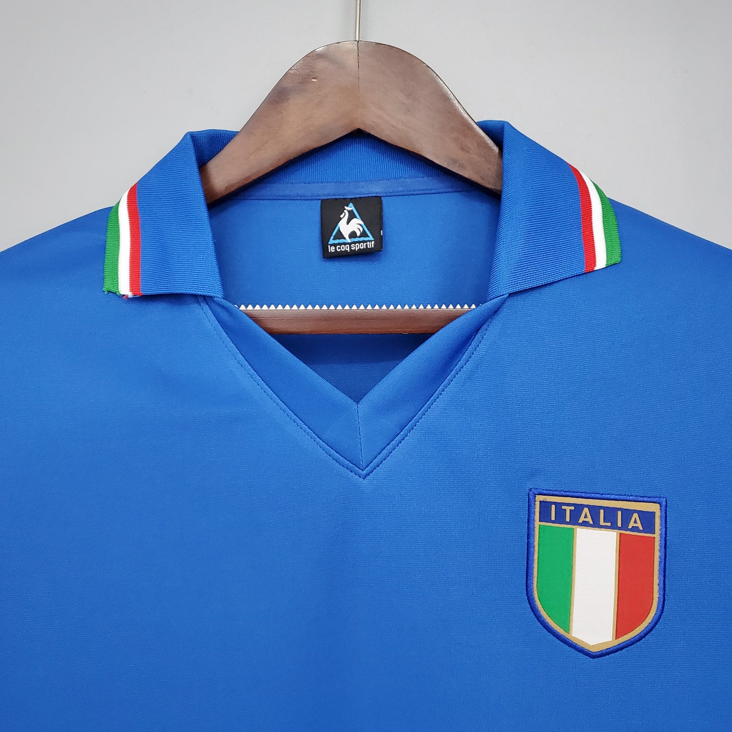 Retro Italy 1982 Home Kit