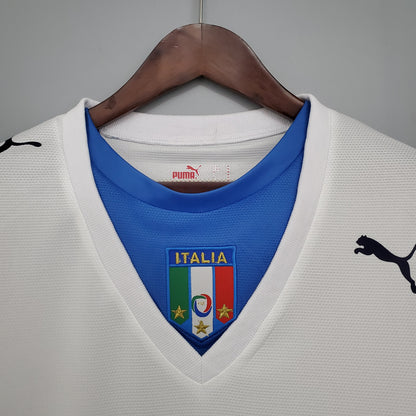 Retro Italy 2006 Away Kit