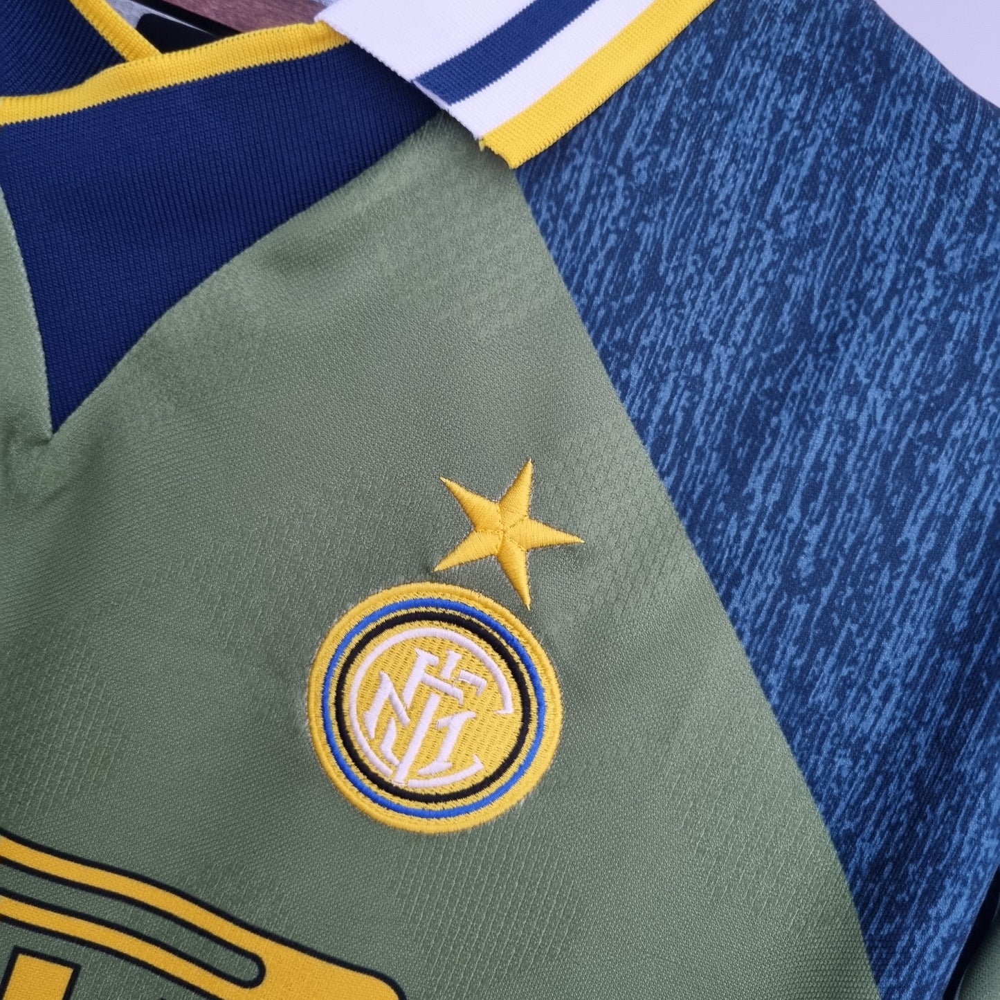 Retro Inter Milan 95-96 Third Kit