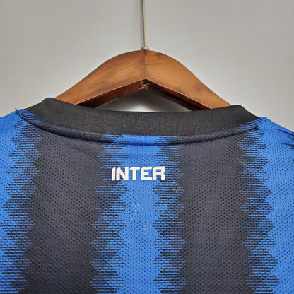 Retro Inter Milan 10/11 Home Kit