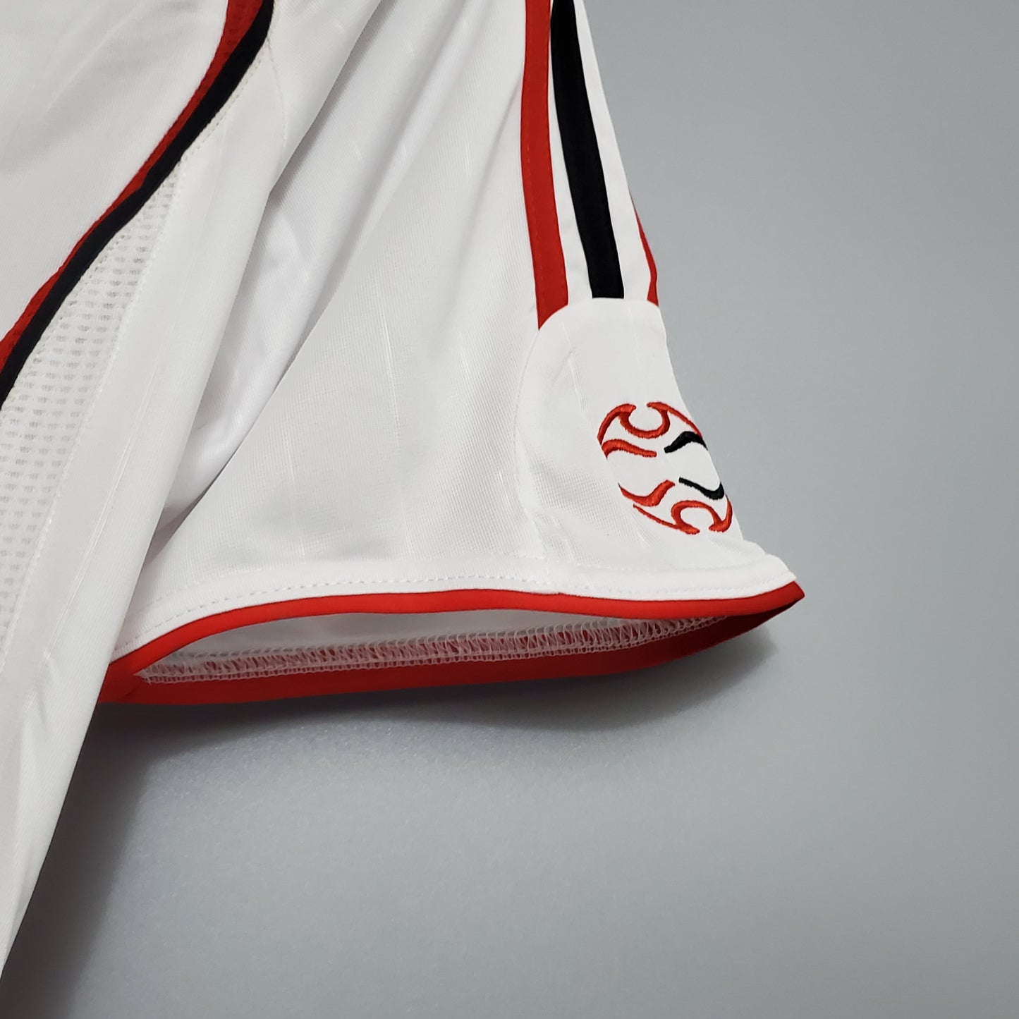 Retro AC Milan 2006-2007 Champions League Final Away Kit