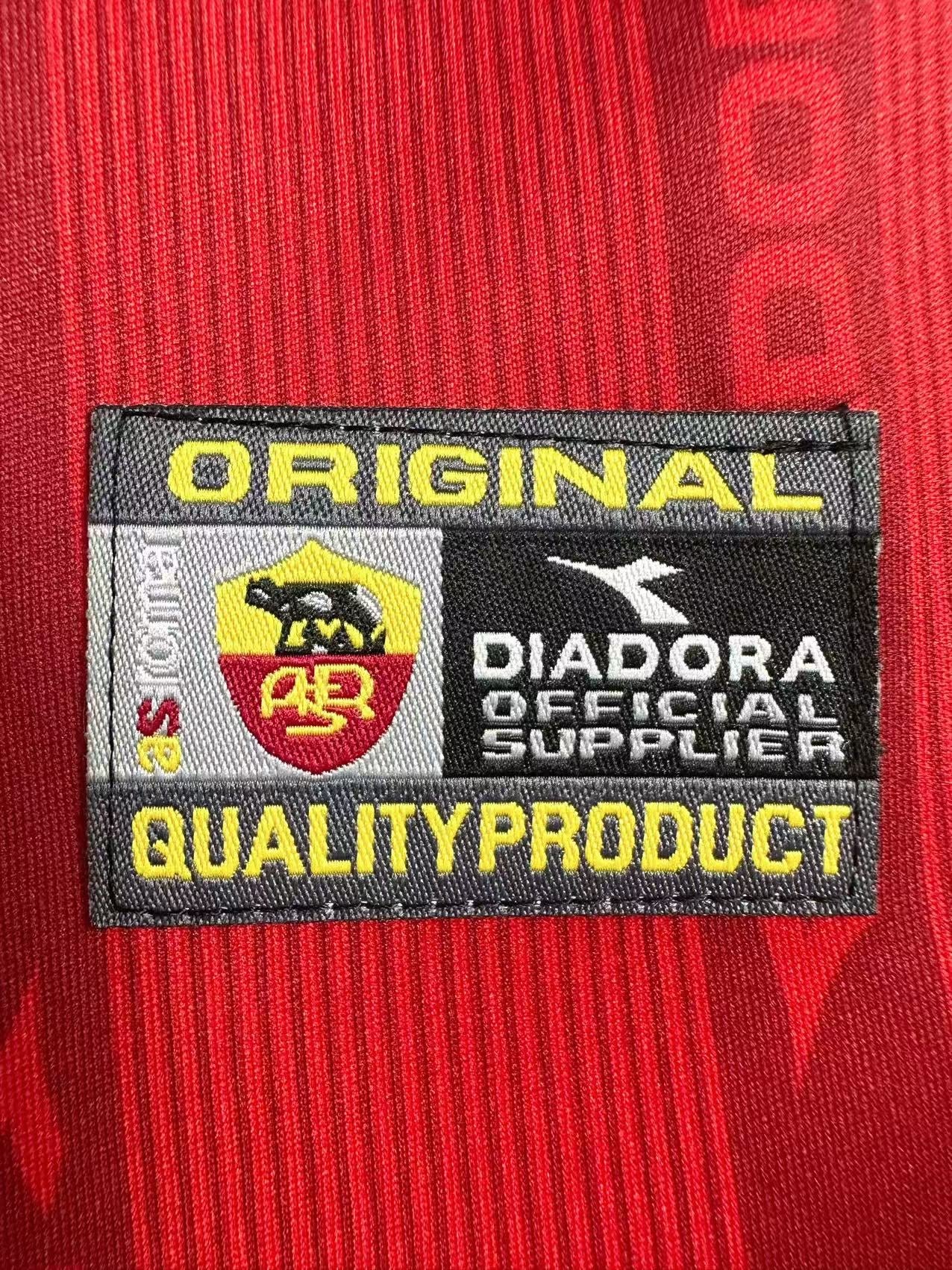 Retro Roma 1999/00 Home Kit