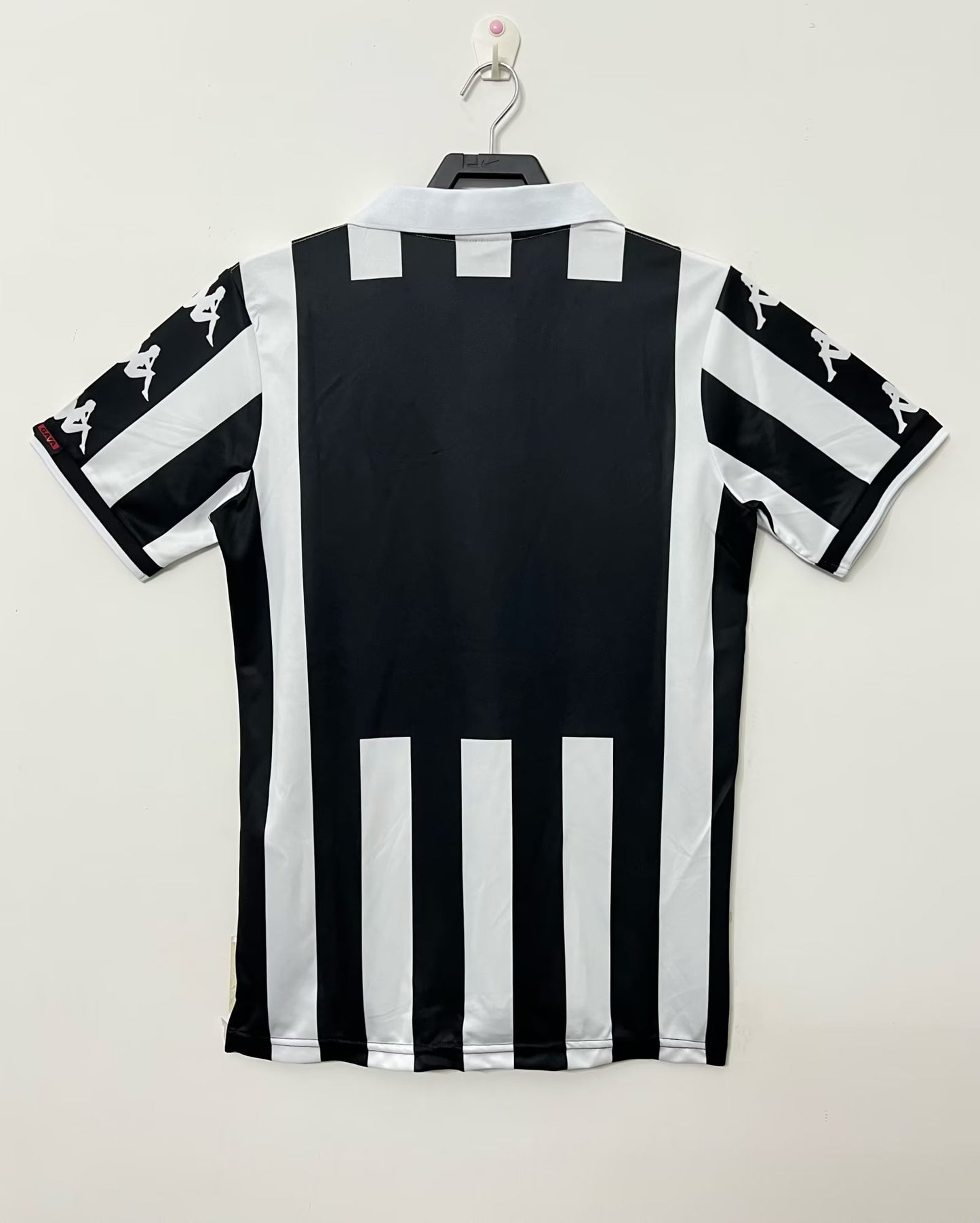 Retro Juventus 99/00 Home Kit