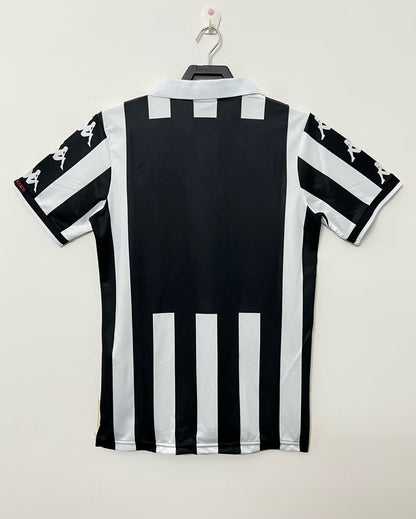 Retro Juventus 99/00 Home Kit