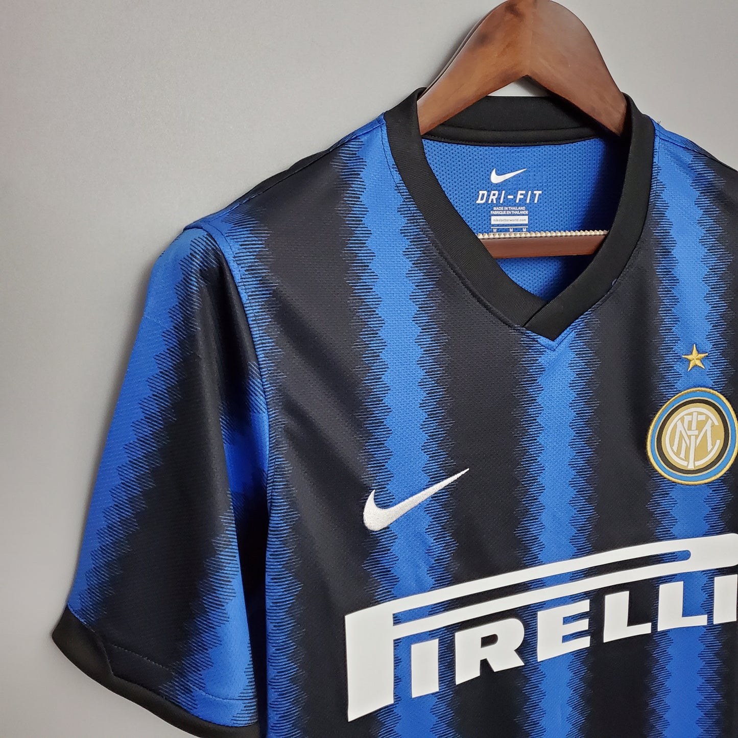 Retro Inter Milan 10/11 Home Kit