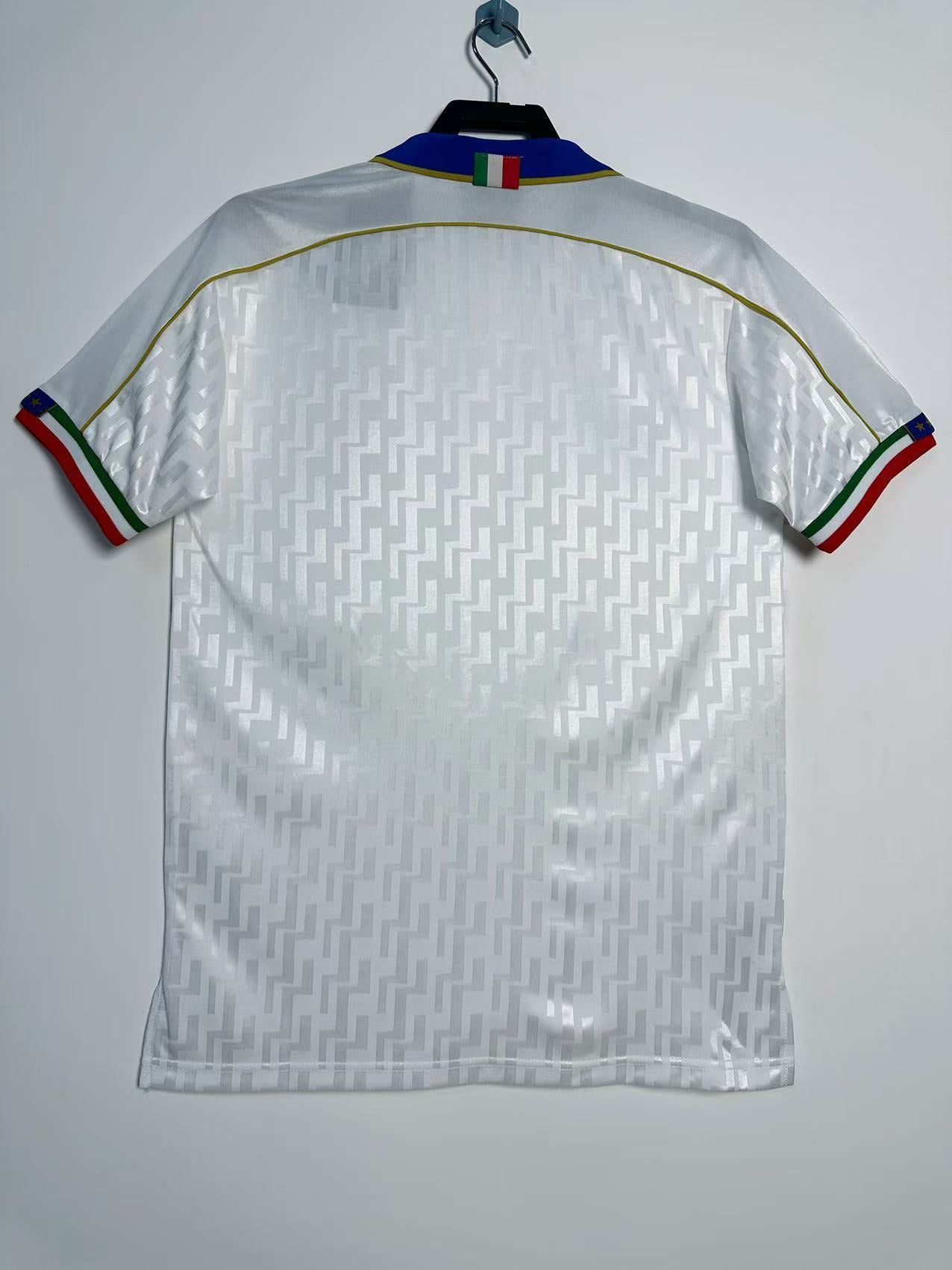 Retro Italy 1995 Away Kit