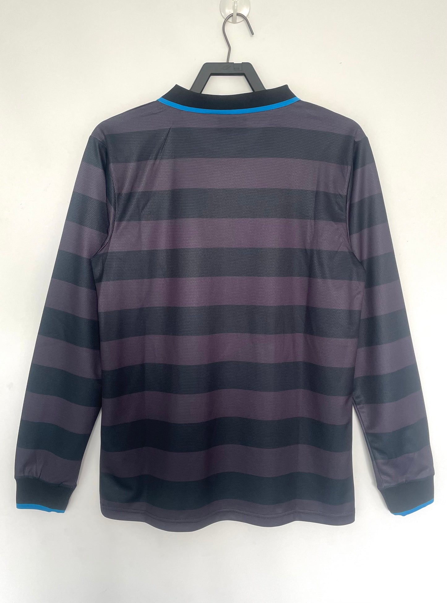 Long Sleeved Retro Inter Milan 1998 UEFA Cup final Kit