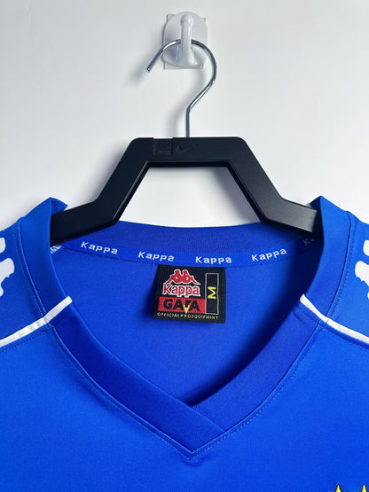 Long Sleeved Retro Juventus 1999/00 Away Kit