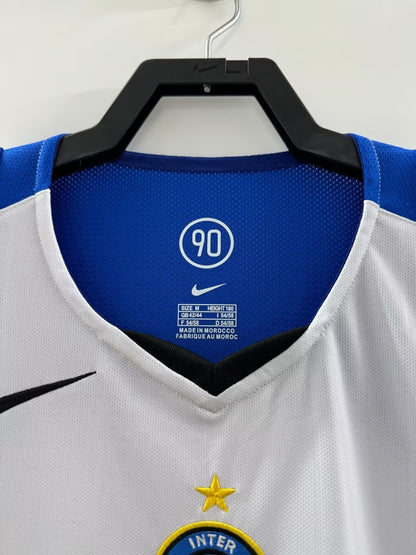 Retro 2004/05 Inter Milan Away Kit