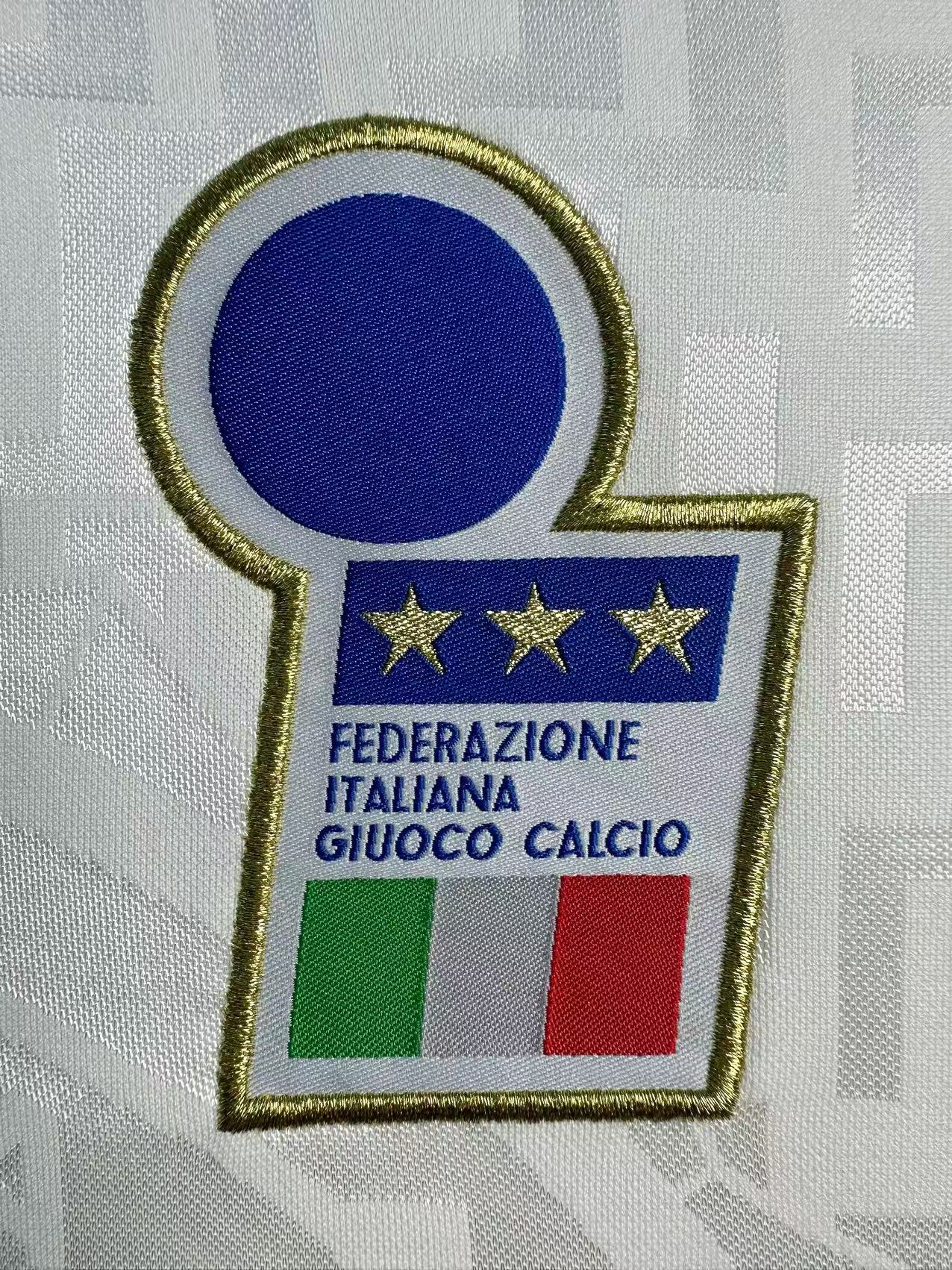 Retro Italy 1995 Away Kit