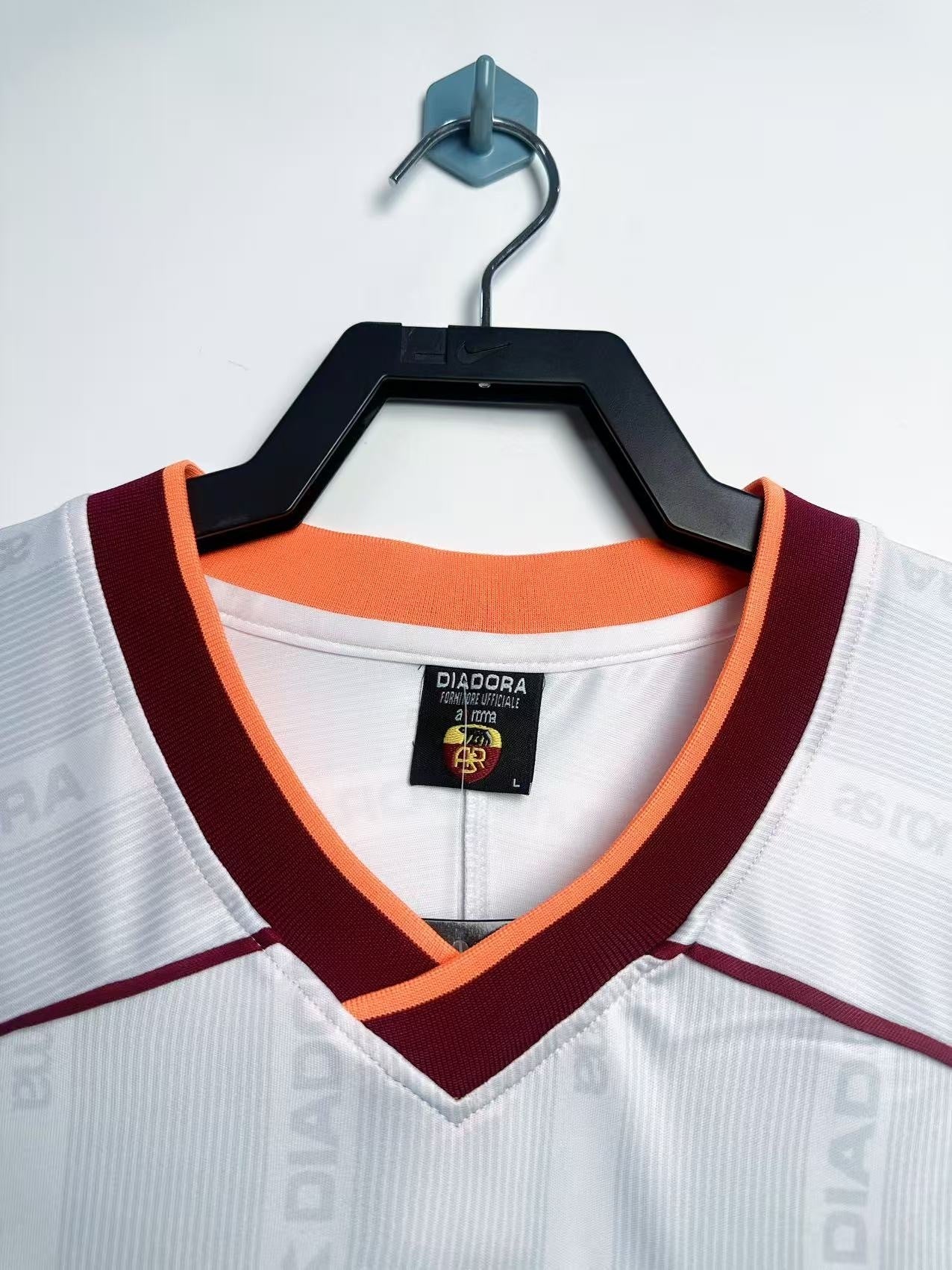 Retro Roma 1999/00 Away Kit