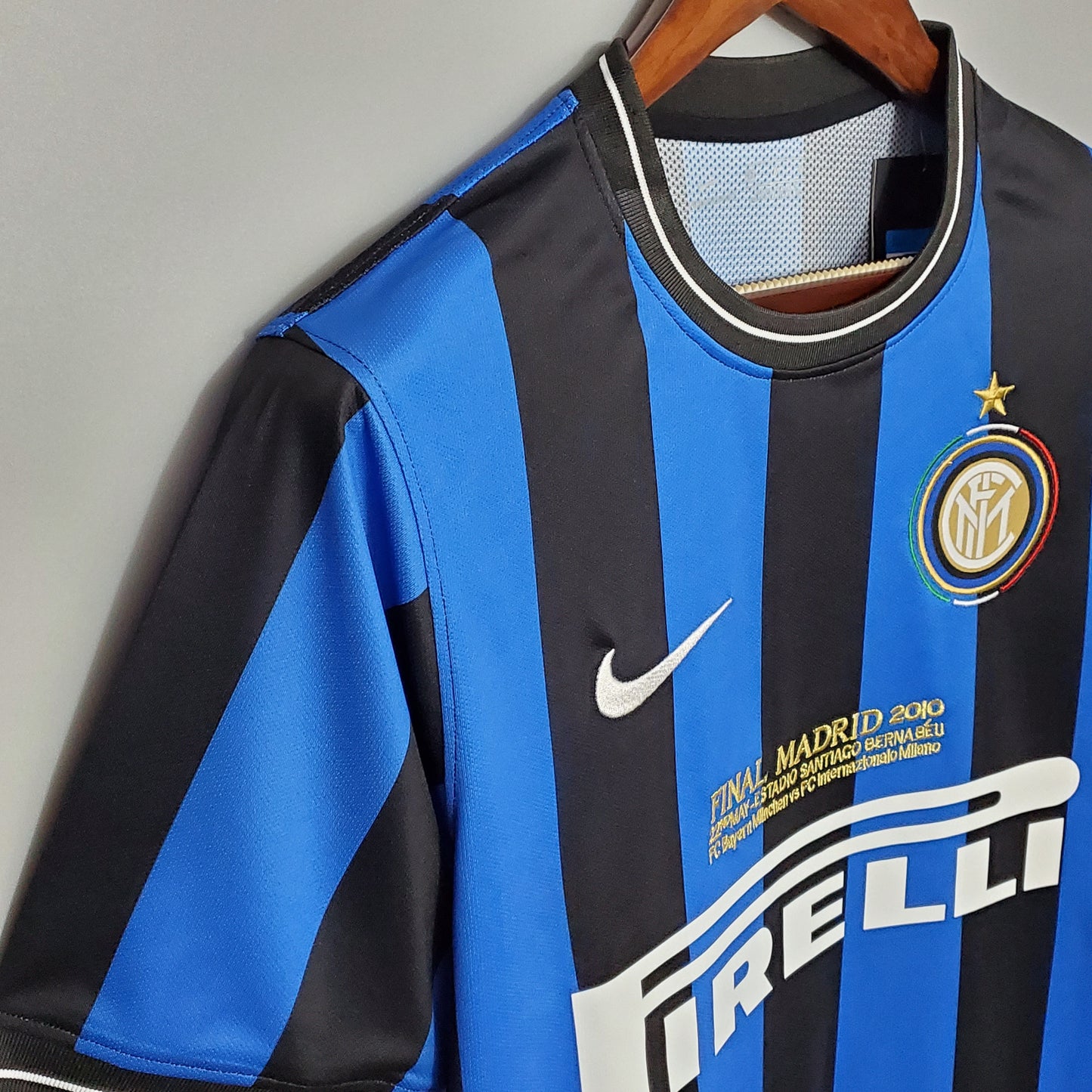 Retro Inter Milan 09-10 Champions League Final Kit