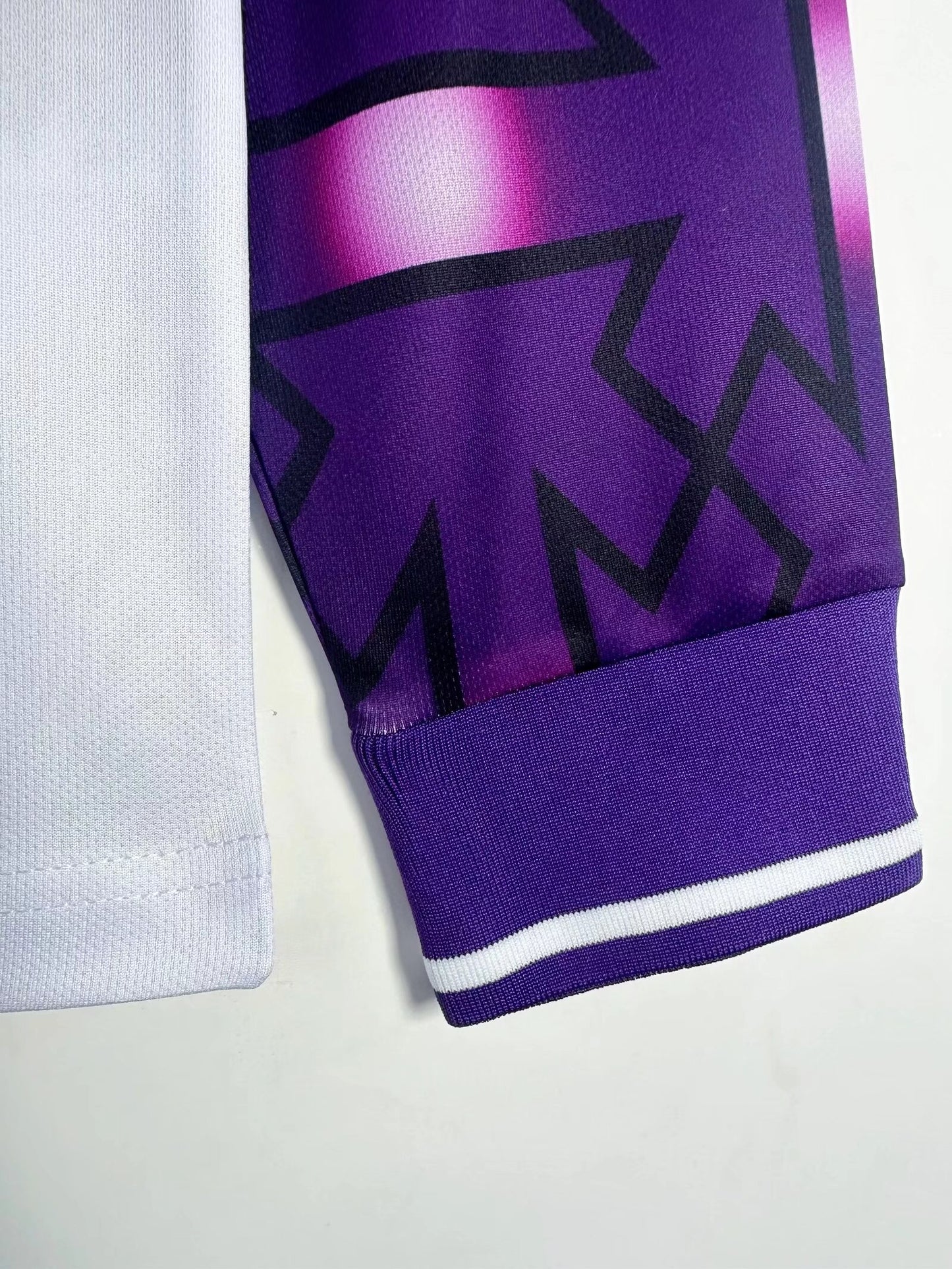 Long Sleeved Retro Fiorentina 1992/93 Away Kit