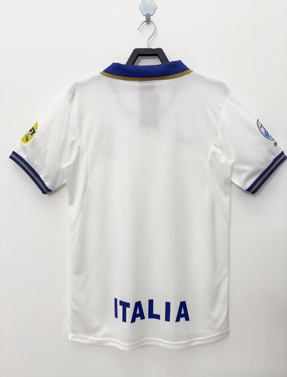 Retro Italy 1996 Away Kit