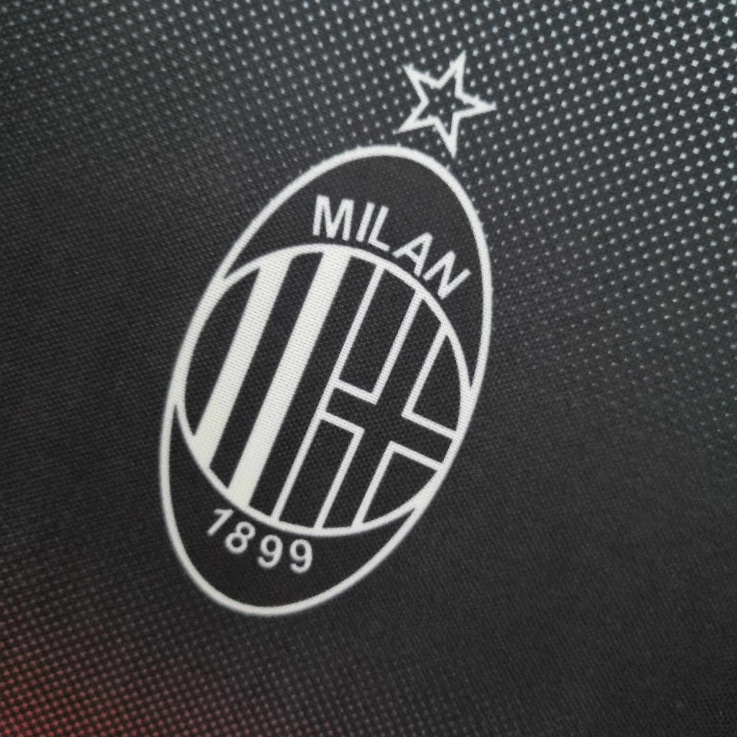 Retro AC Milan 95/96 Training Black and White Kit