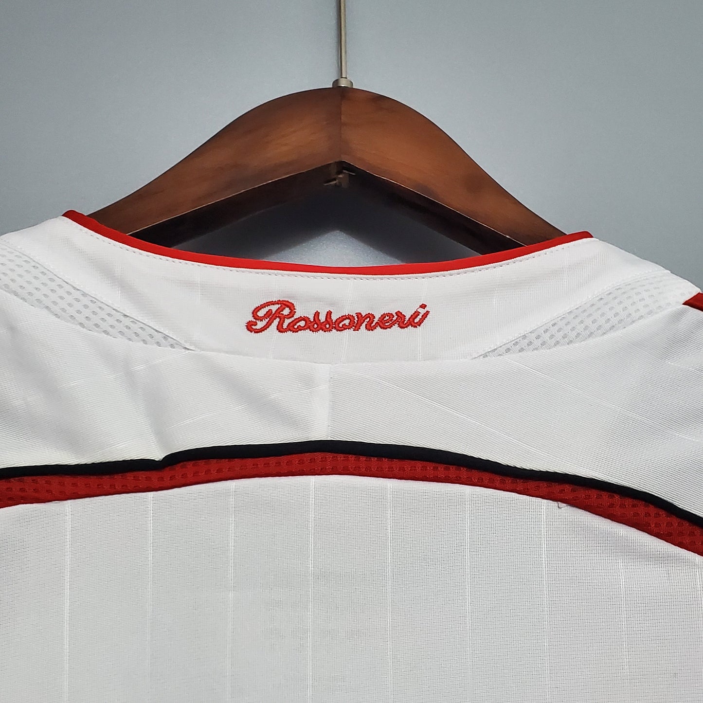 Retro AC Milan 2006-2007 Champions League Final Away Kit